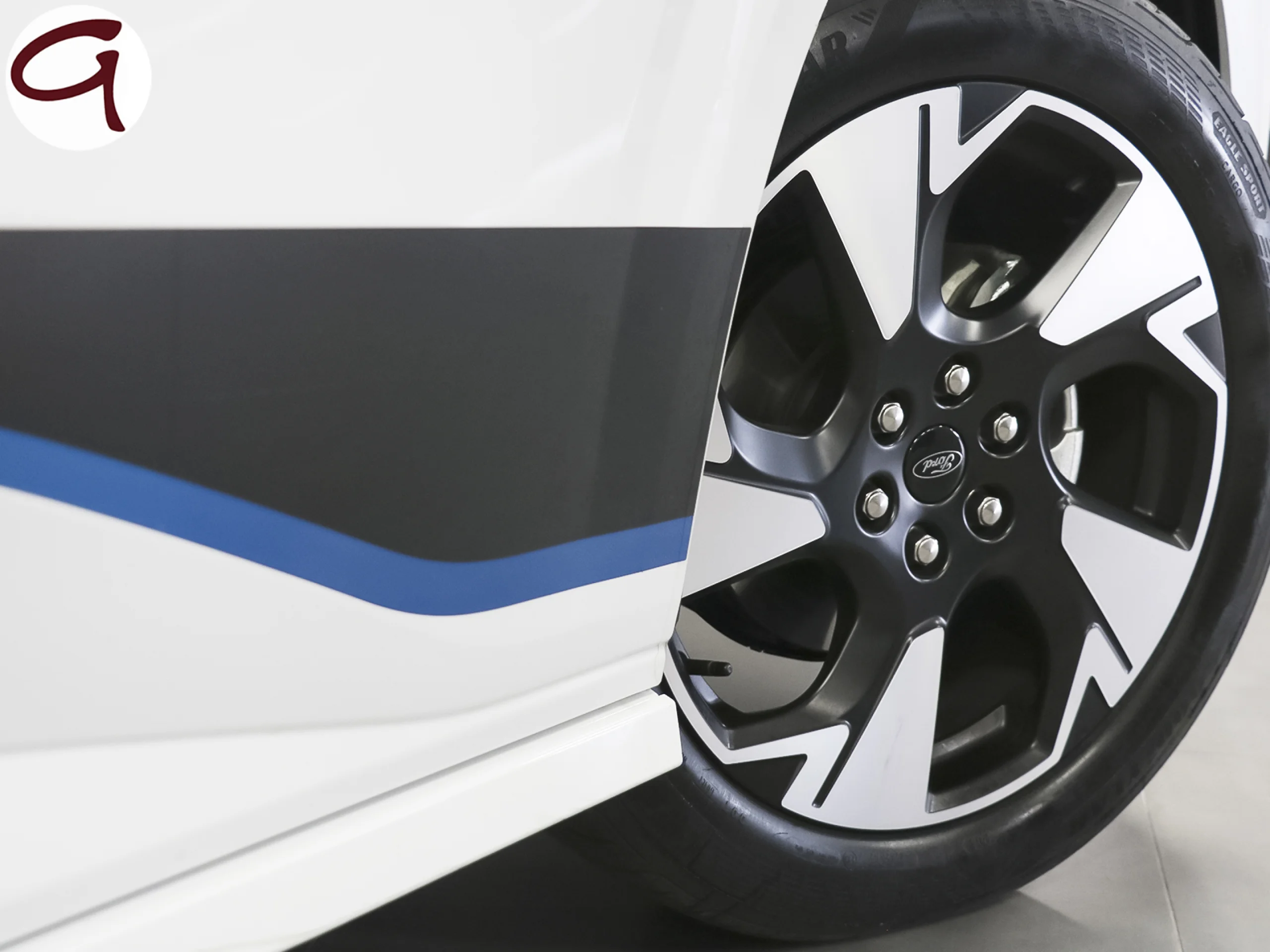 Ford Transit Custom Furgon BEV 64kWh 320 L1 Sport 210 kW (286 CV) - Foto 43