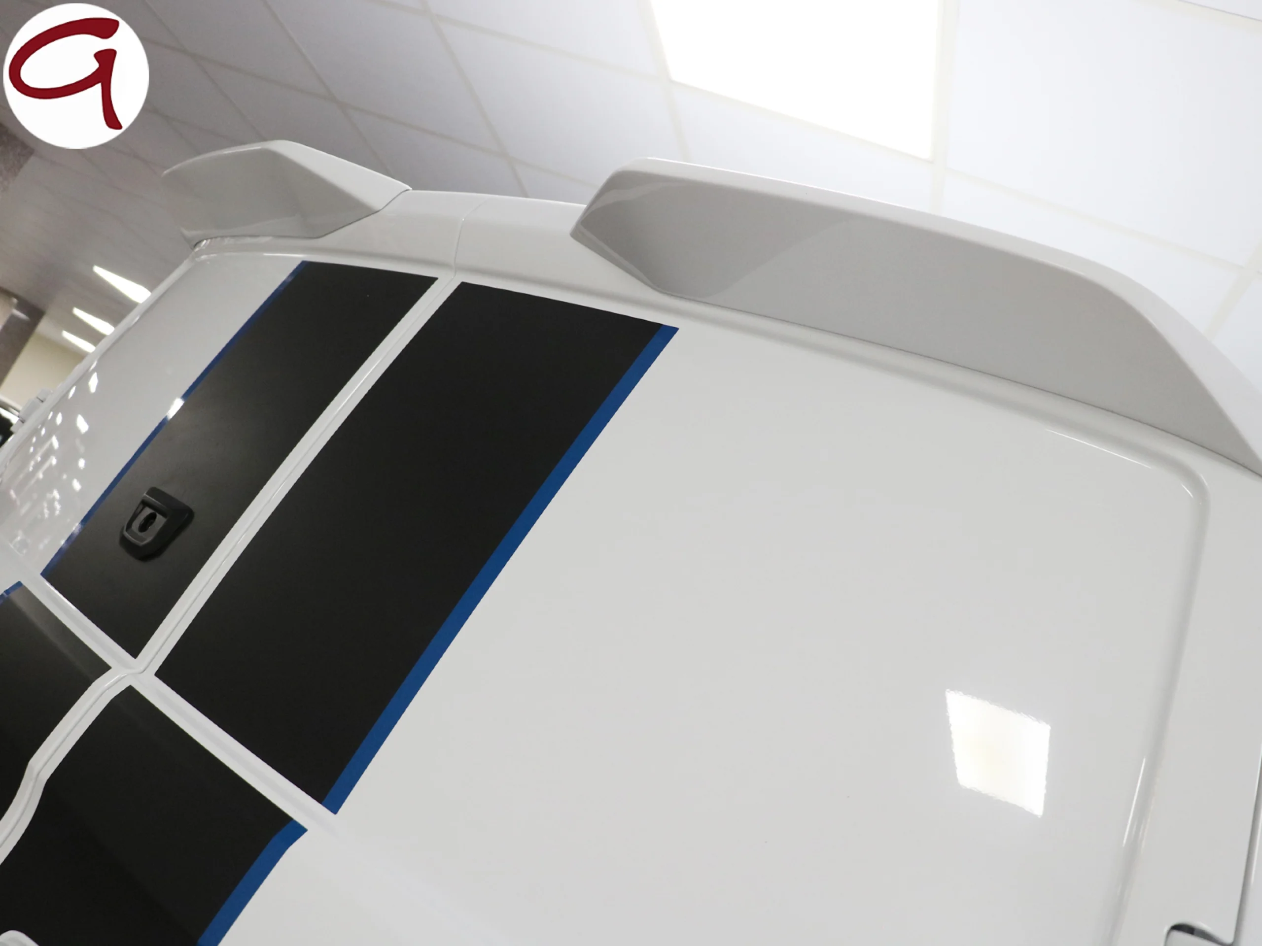 Ford Transit Custom Furgon BEV 64kWh 320 L1 Sport 210 kW (286 CV) - Foto 50