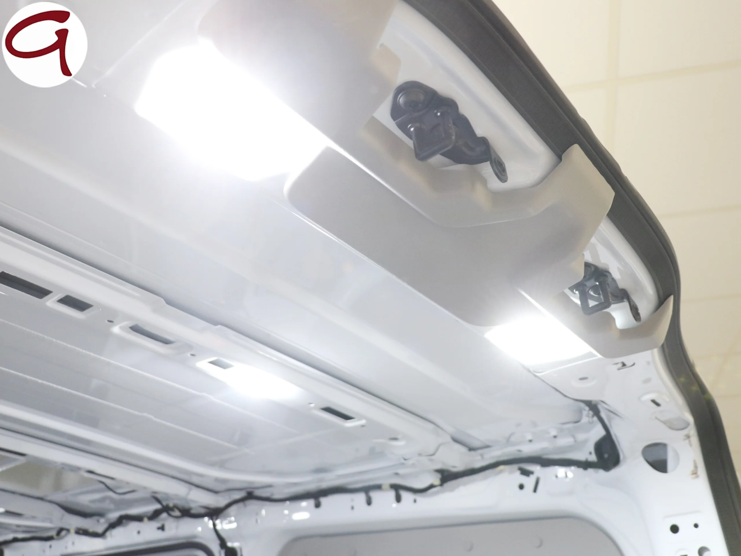 Ford Transit Custom Furgon BEV 64kWh 320 L1 Sport 210 kW (286 CV) - Foto 56