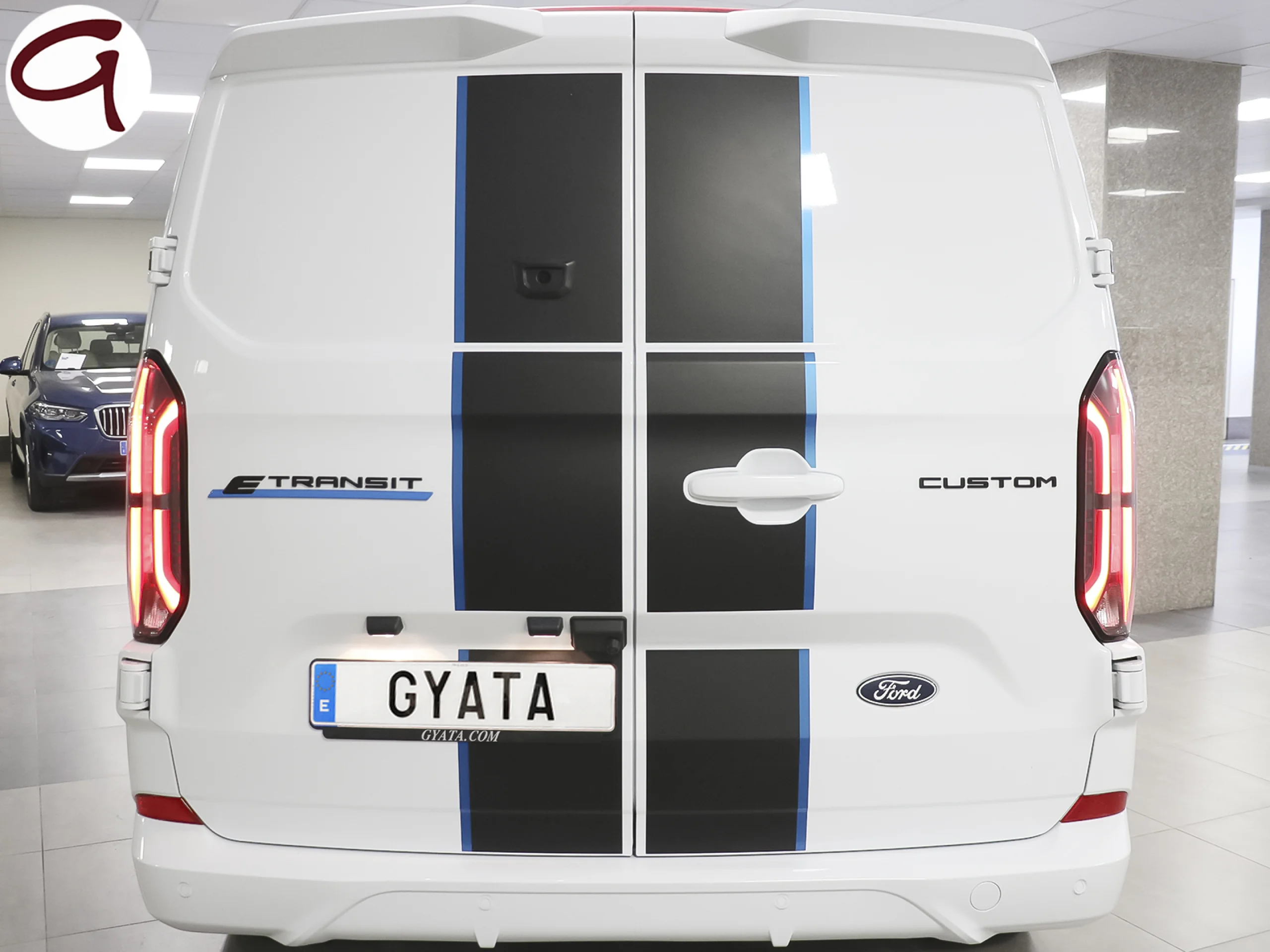 Ford Transit Custom Furgon BEV 64kWh 320 L1 Sport 210 kW (286 CV) - Foto 58