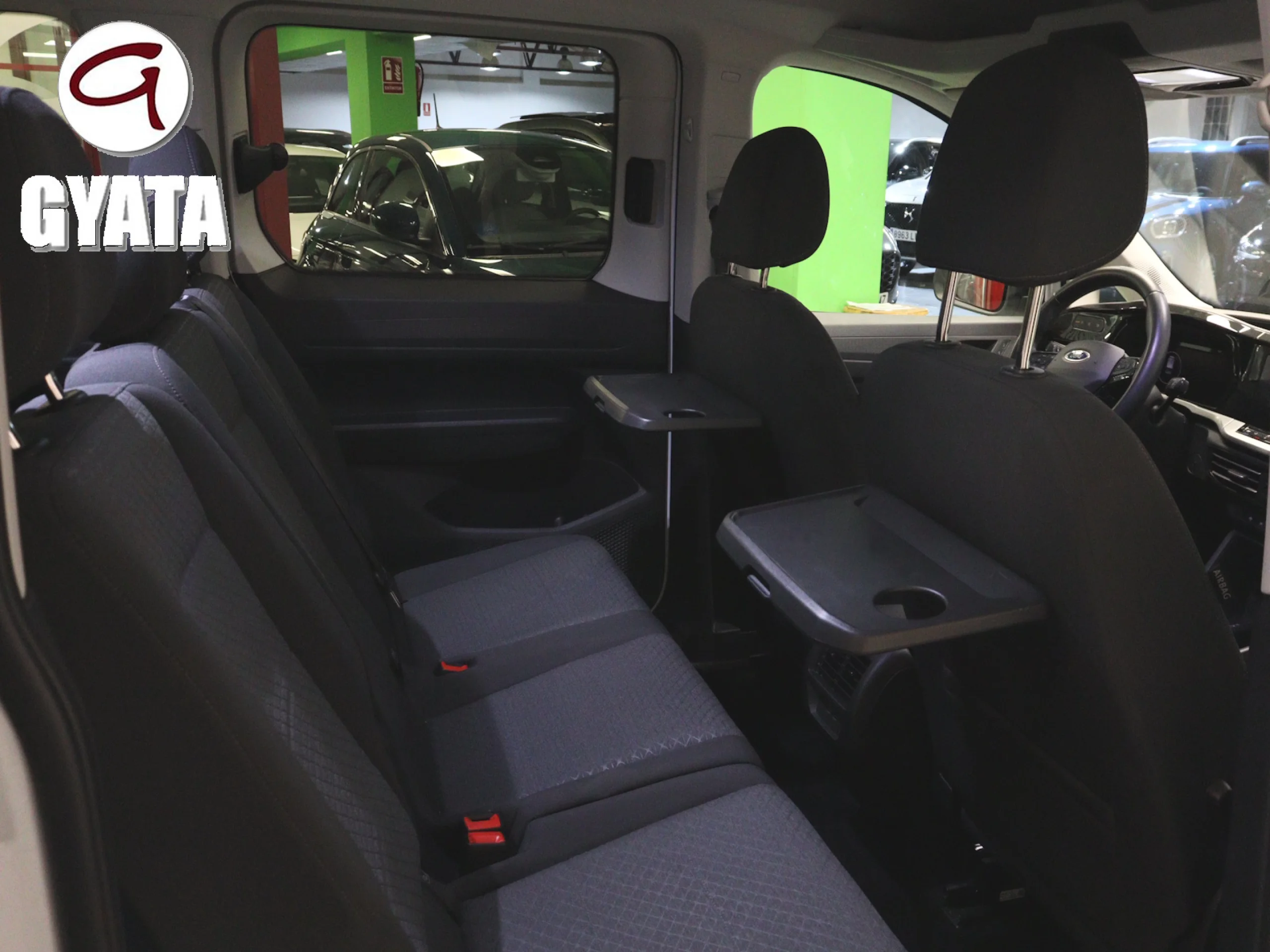 Ford Grand Tourneo Connect 2.0 Ecoblue Titanium Auto 90 kW (122 CV) - Foto 22