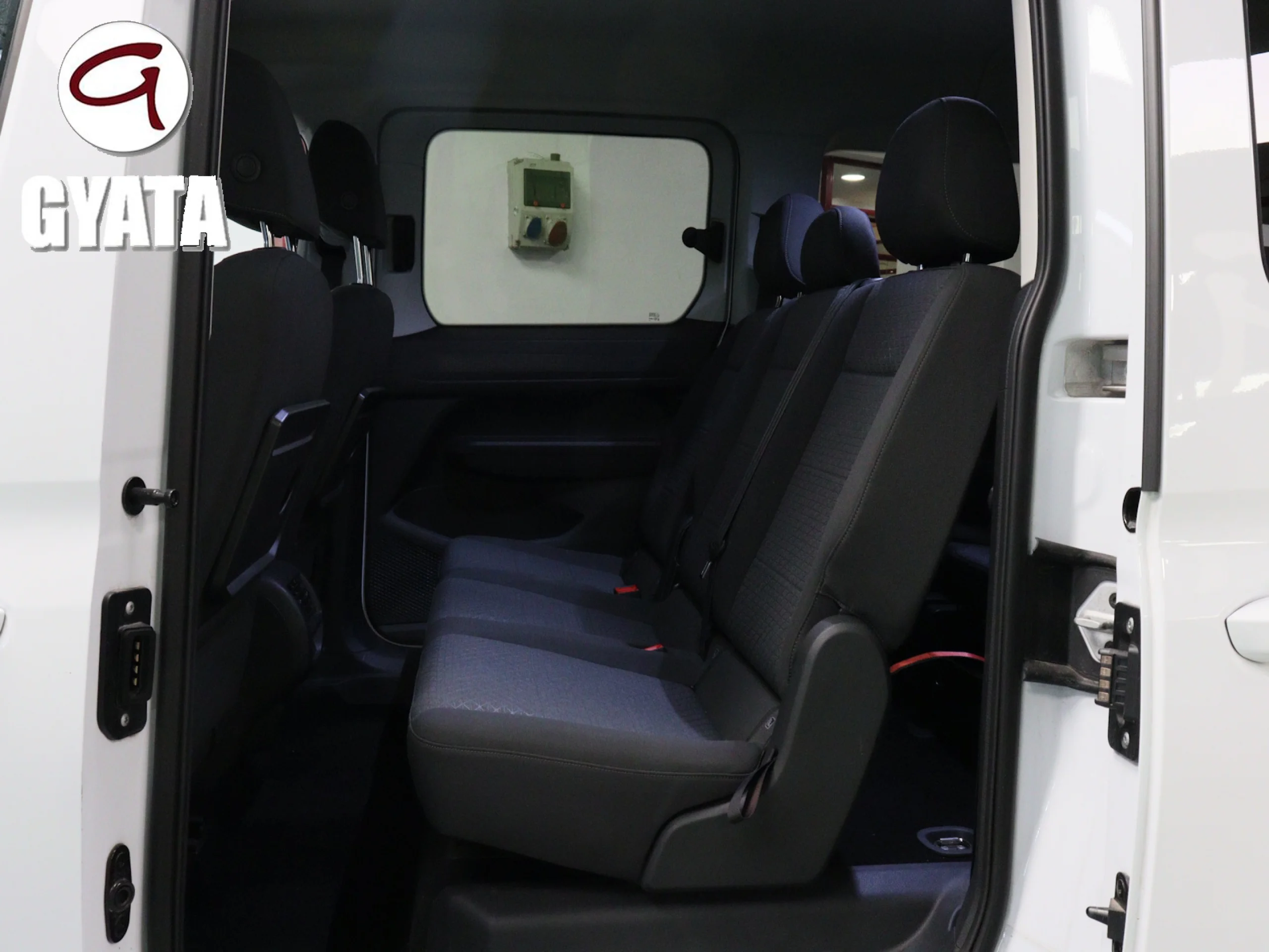 Ford Grand Tourneo Connect 2.0 Ecoblue Titanium Auto 90 kW (122 CV) - Foto 23