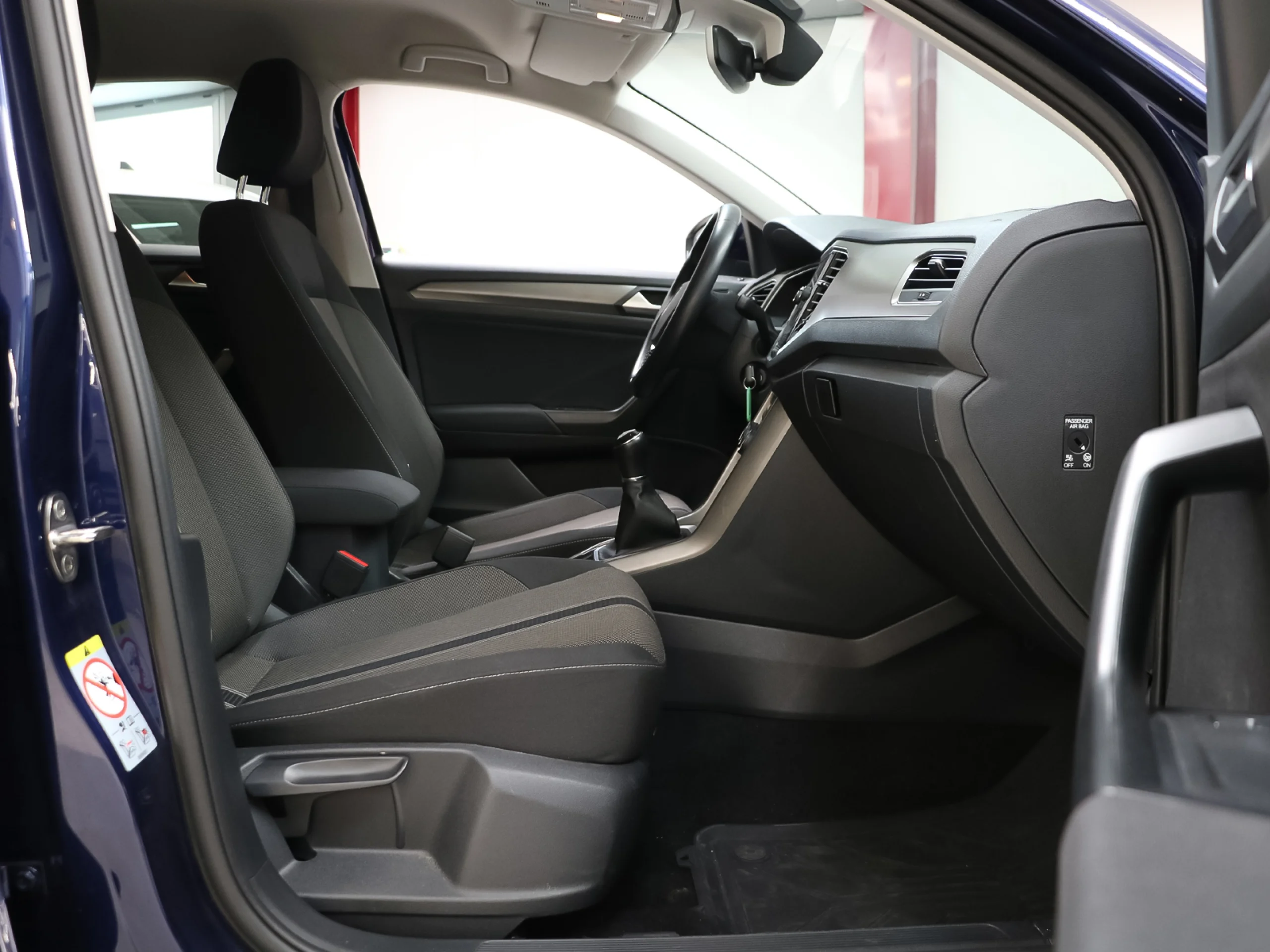 Volkswagen T-Roc Advance 1.0 TSI 81 kW (110 CV) - Foto 5
