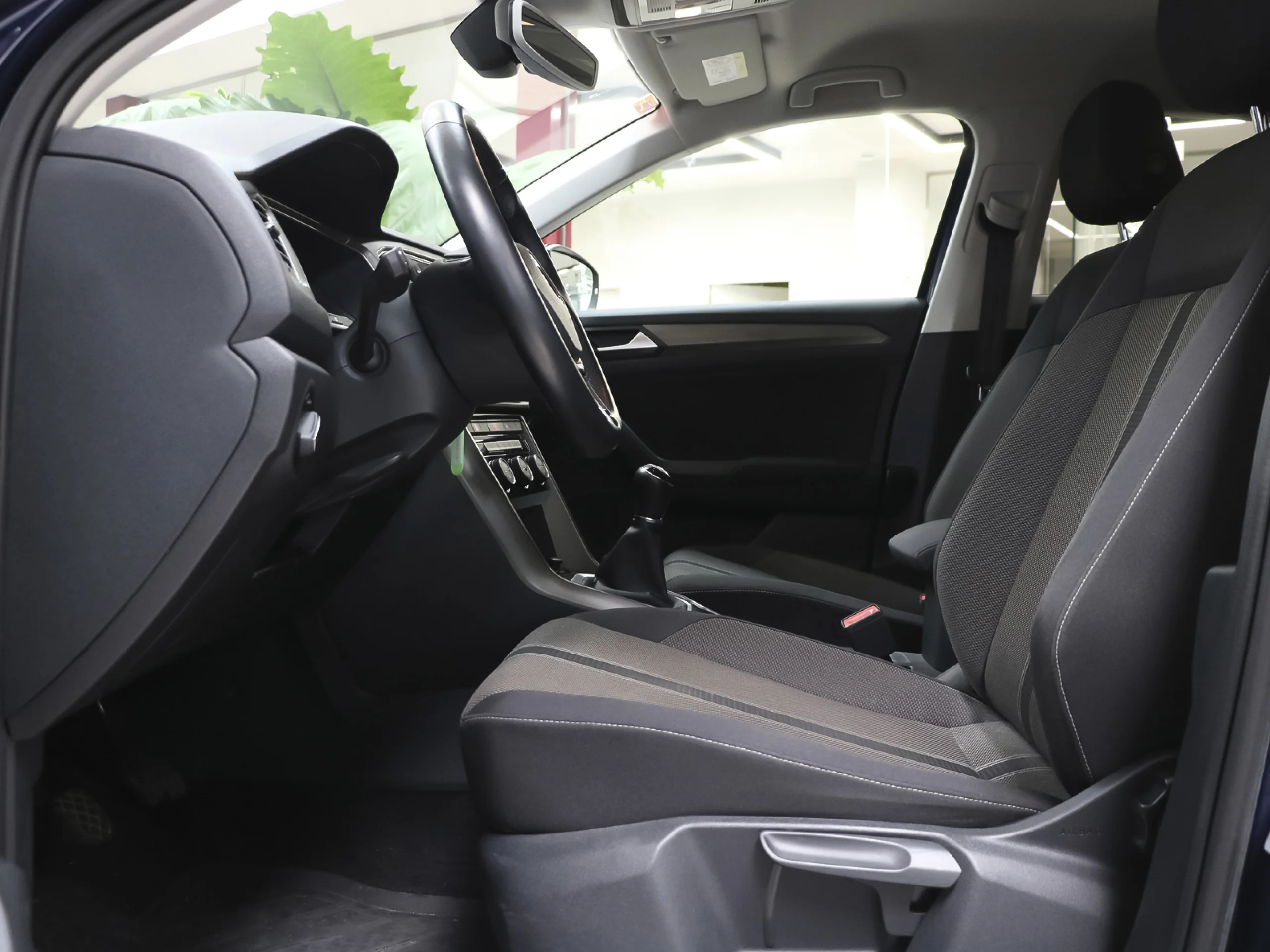 Volkswagen T-Roc Advance 1.0 TSI 81 kW (110 CV) - Foto 6