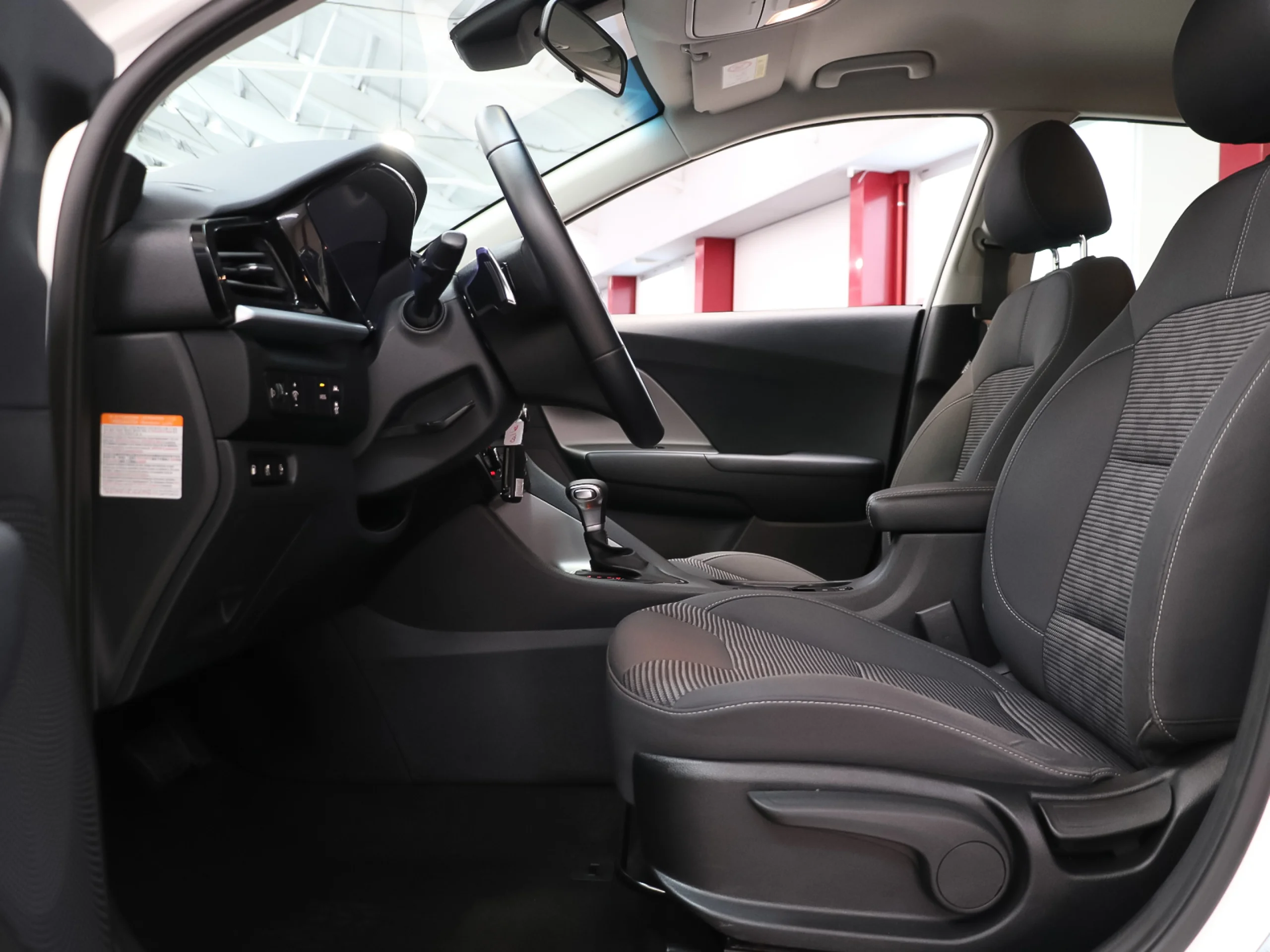 Kia Niro 1.6 GDi PHEV Híbrido Concept 104 kW (141 CV) - Foto 7