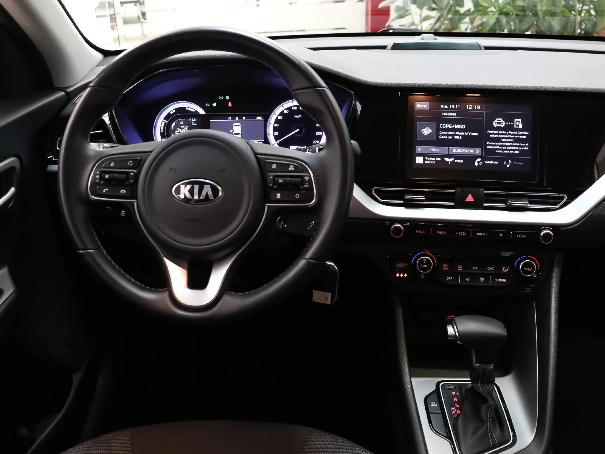 Kia Niro 1.6 GDi PHEV Híbrido Concept 104 kW (141 CV) - Foto 11