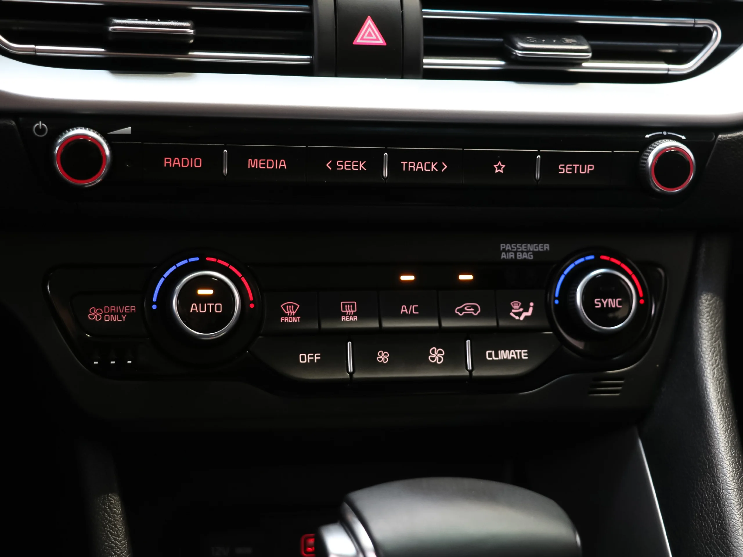 Kia Niro 1.6 GDi PHEV Híbrido Concept 104 kW (141 CV) - Foto 16