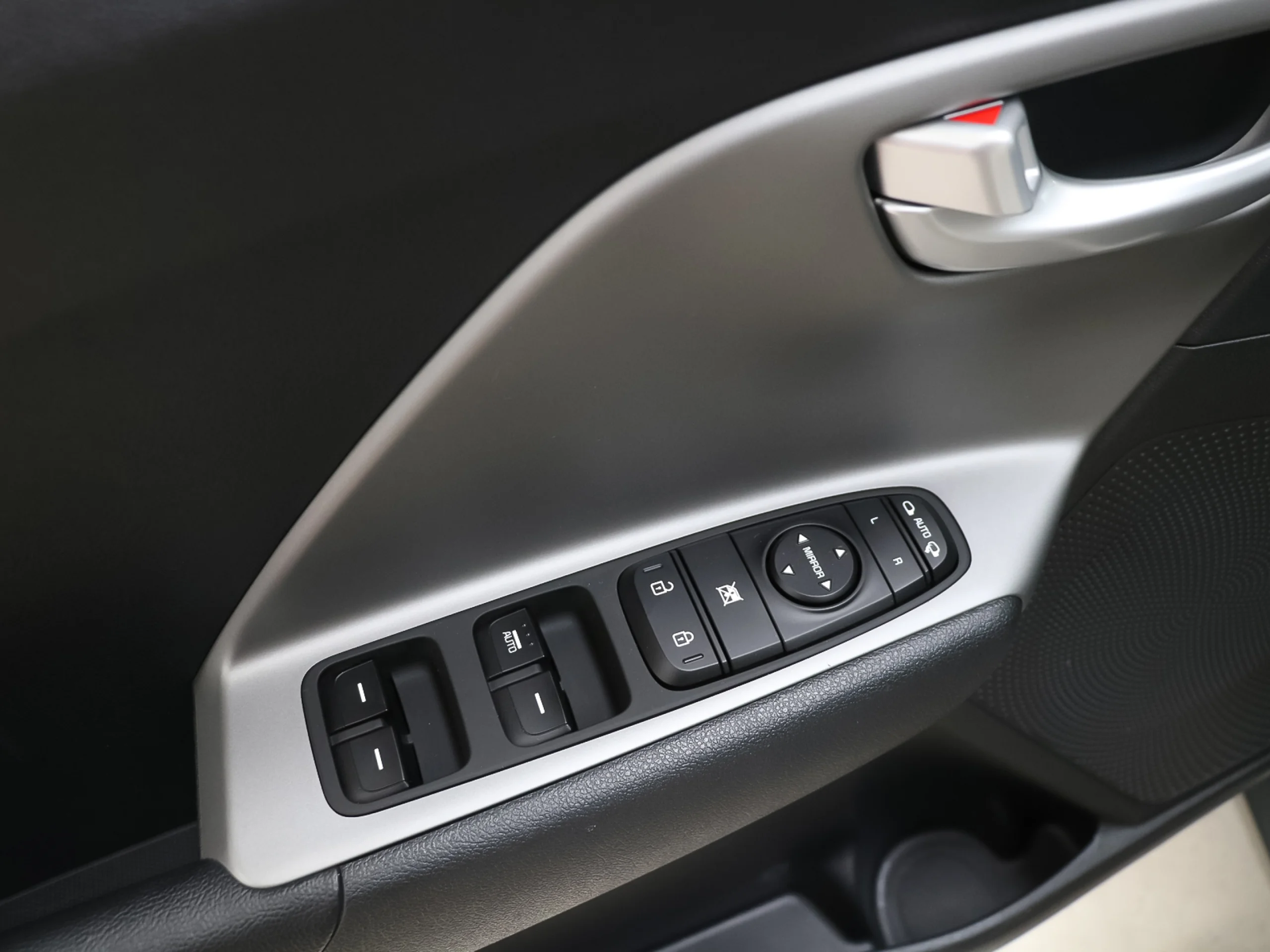 Kia Niro 1.6 GDi PHEV Híbrido Concept 104 kW (141 CV) - Foto 27