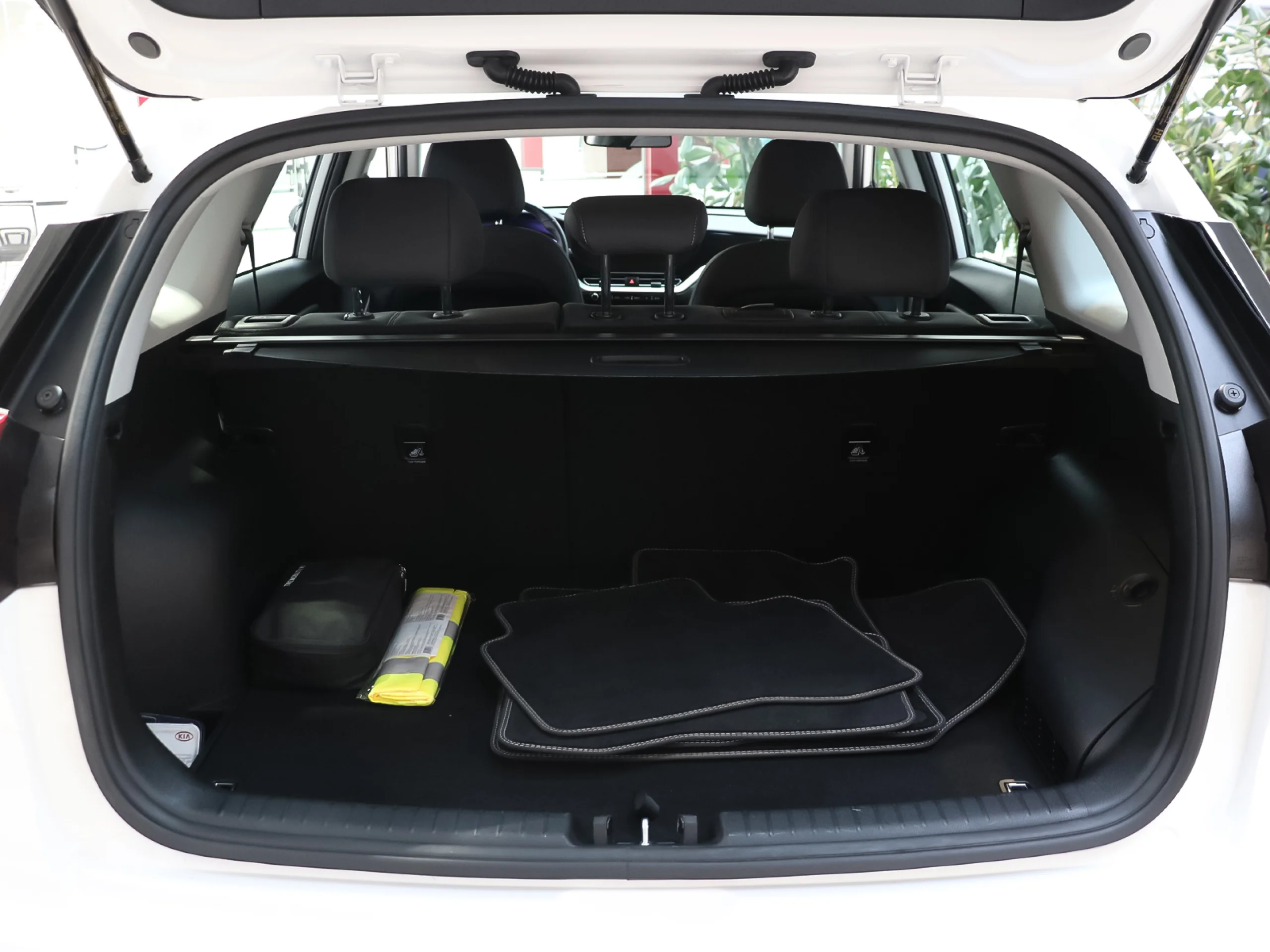 Kia Niro 1.6 GDi PHEV Híbrido Concept 104 kW (141 CV) - Foto 31