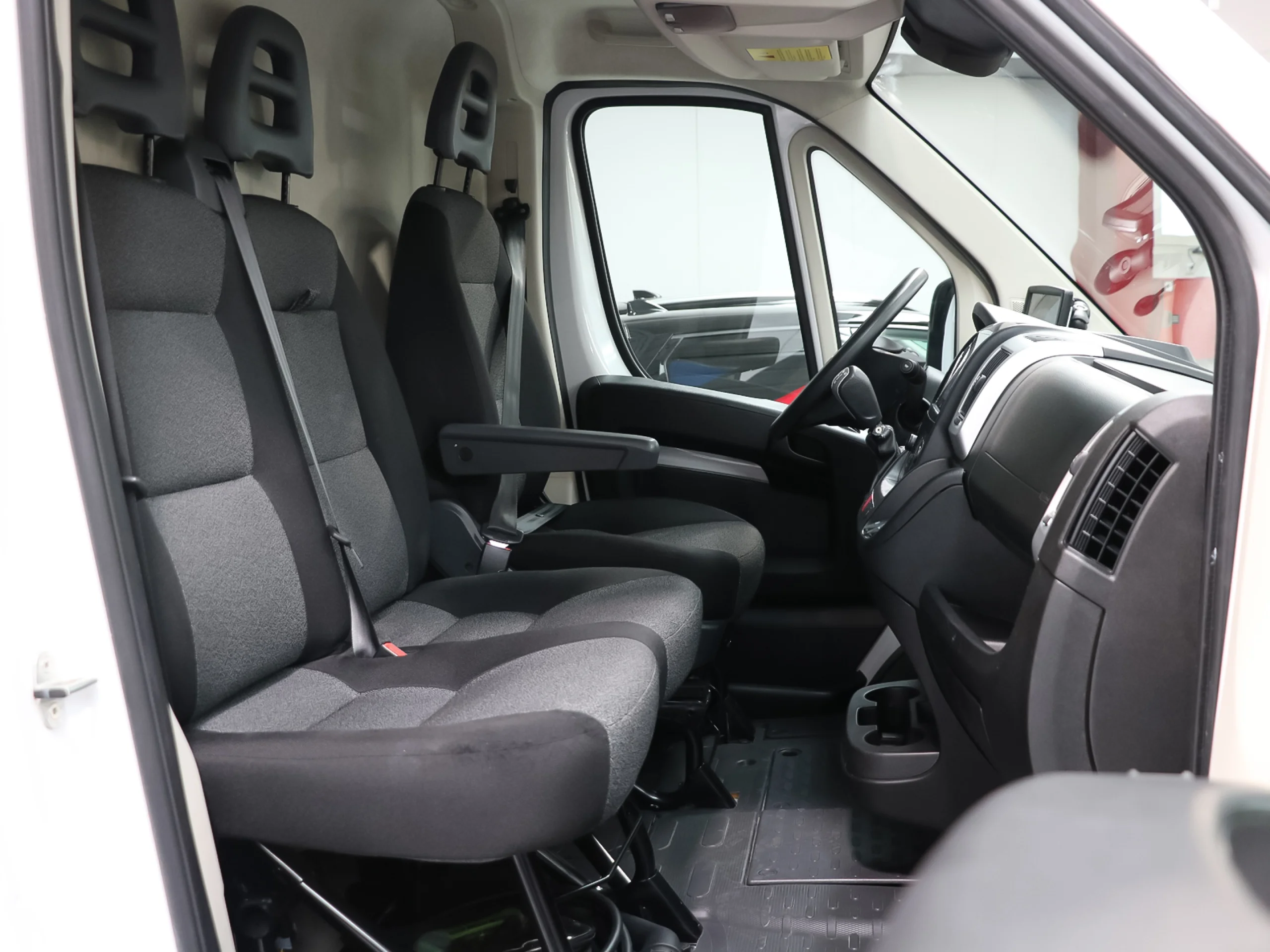 Fiat E-Ducato Furgón e-Ducato 3.500 L3 H2 47 kW 90 kW (122 CV) - Foto 6
