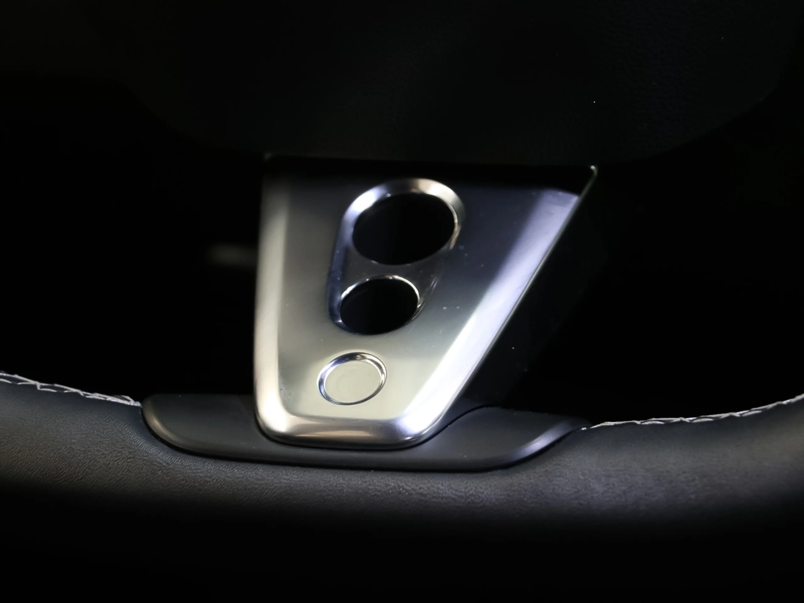 Ford Capri CX740L Premium R. Ext. AWD 77kWh 250 kW (340 CV) - Foto 41