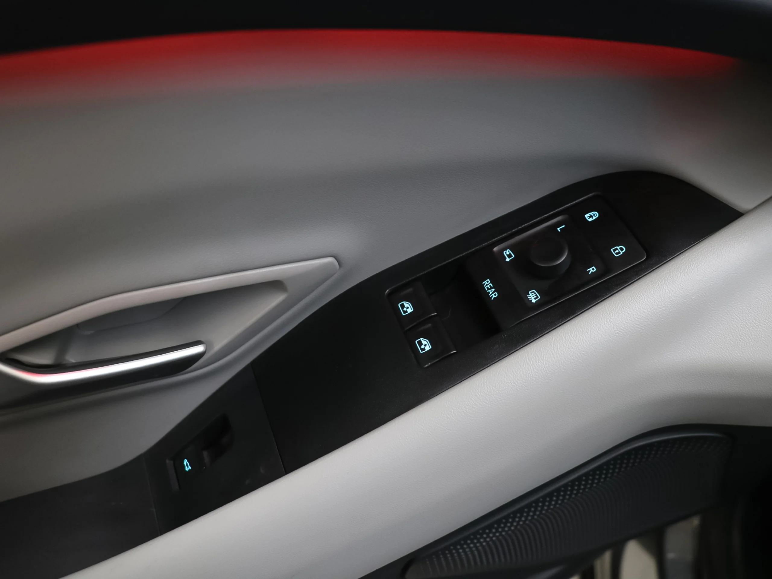 Ford Capri CX740L Premium R. Ext. AWD 77kWh 250 kW (340 CV) - Foto 47