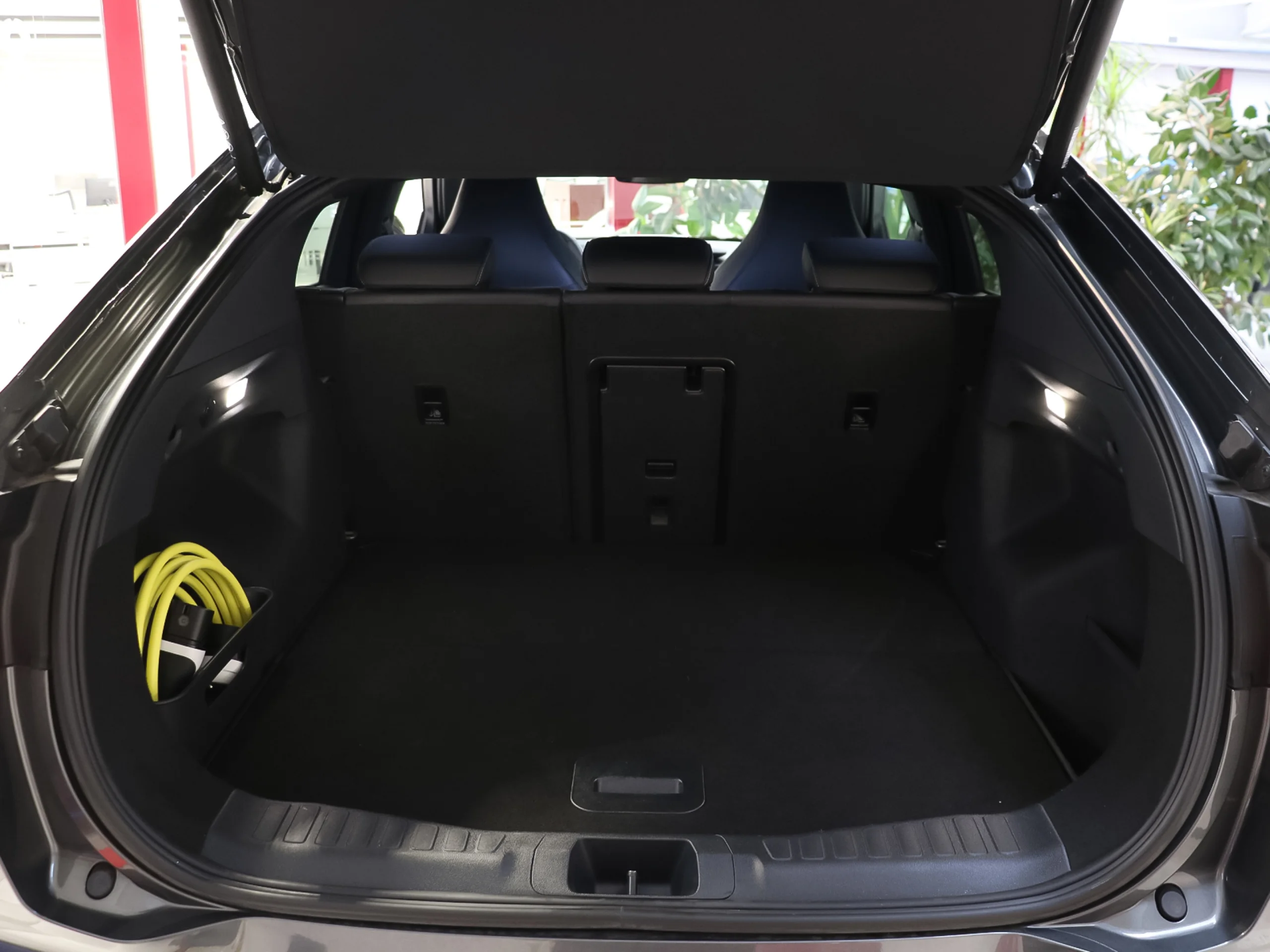 Ford Capri CX740L Premium R. Ext. AWD 77kWh 250 kW (340 CV) - Foto 53