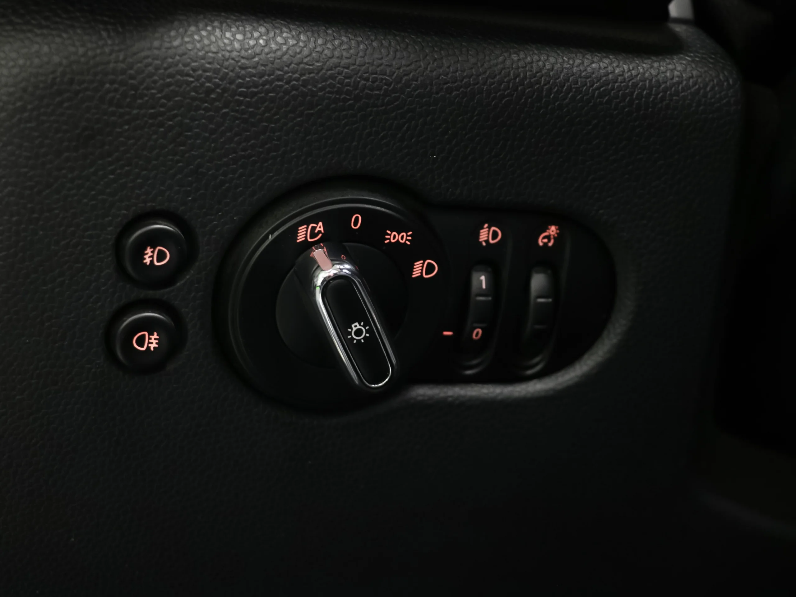 MINI Cabrio Cooper 100 kW (136 CV) - Foto 31