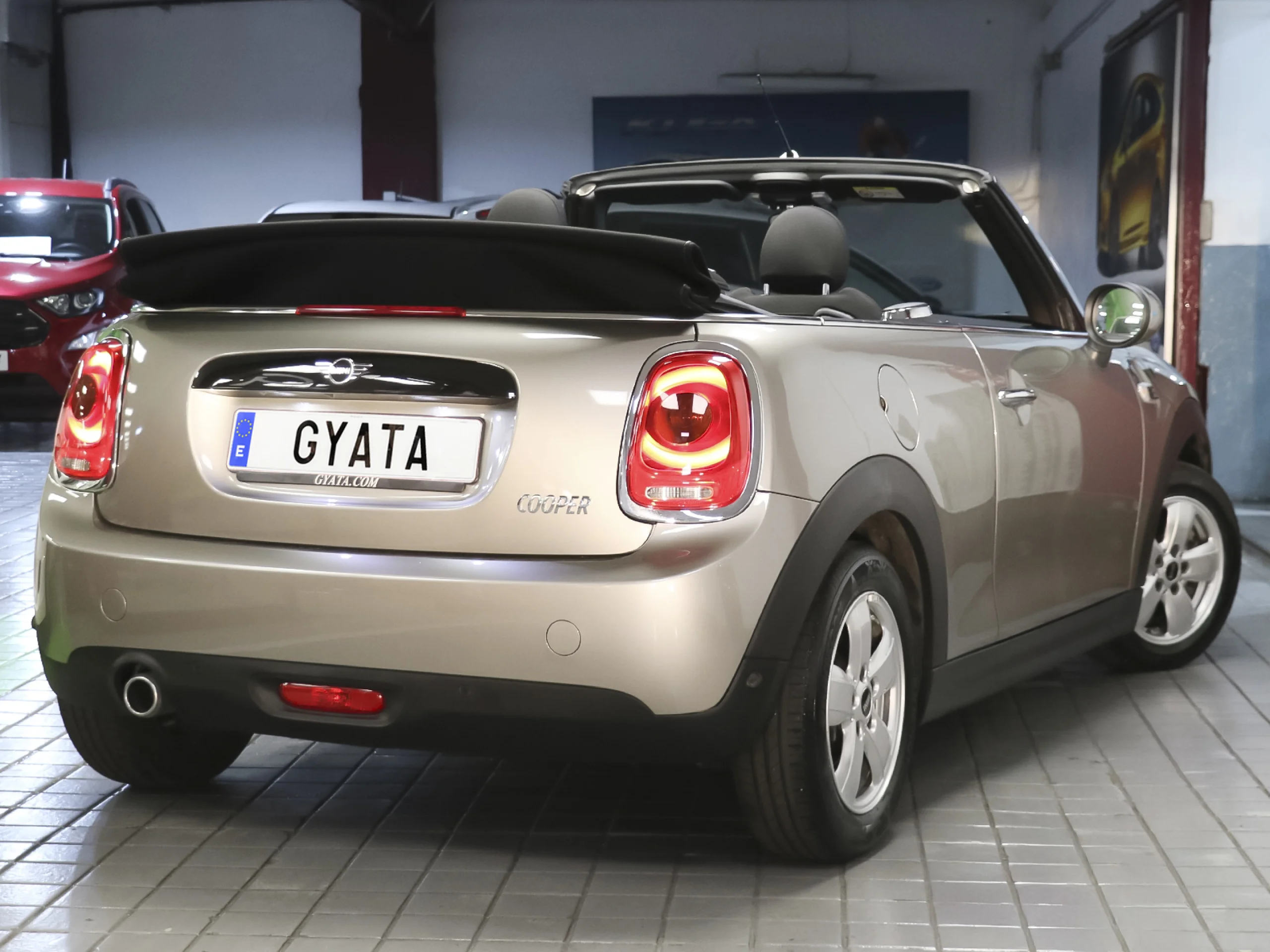 MINI Cabrio Cooper 100 kW (136 CV) - Foto 3