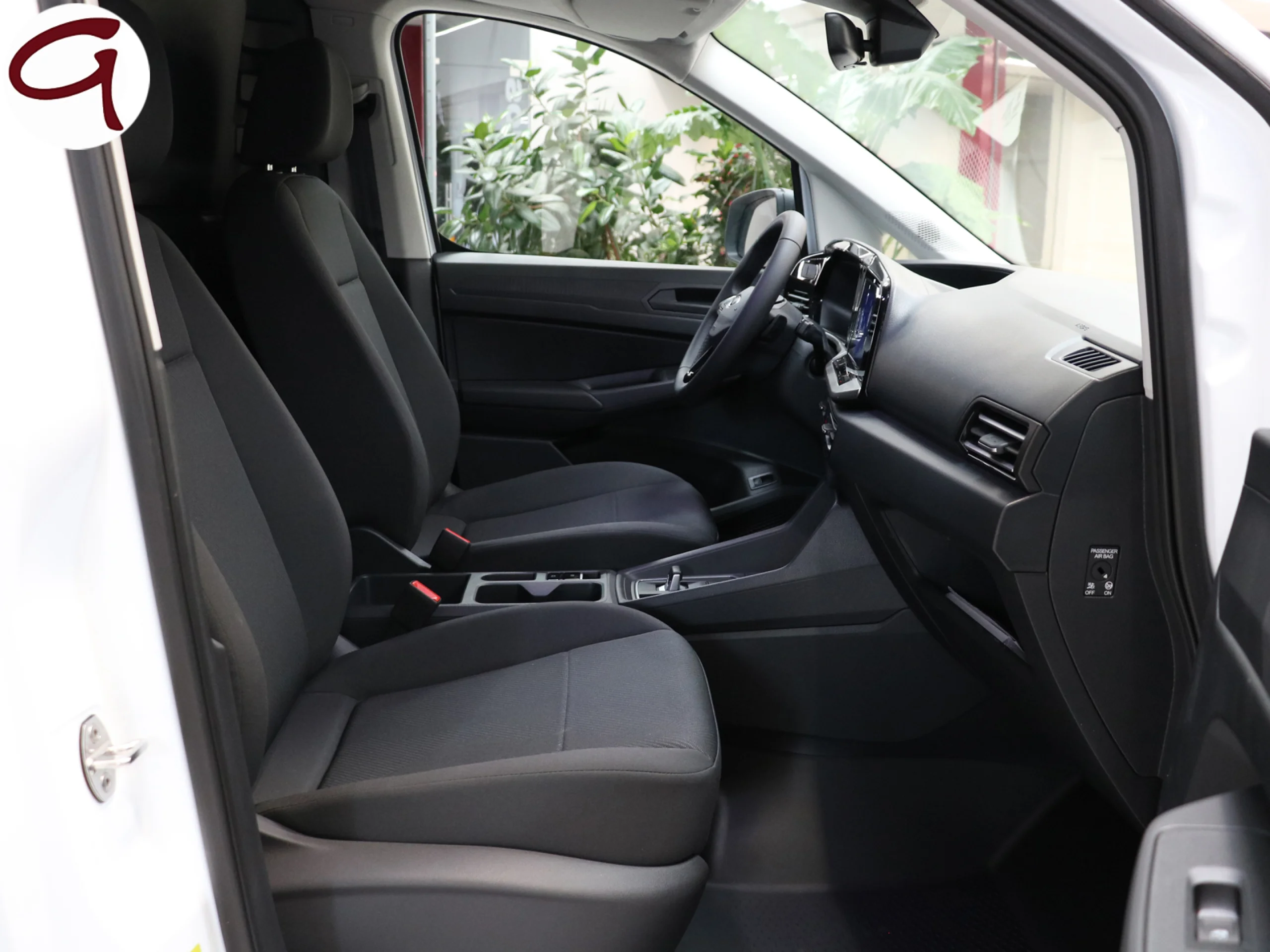 Ford Transit Connect Furgon 1.5 EcoBoost PHEV Trend L2 AT 110 kW (150 CV) - Foto 6