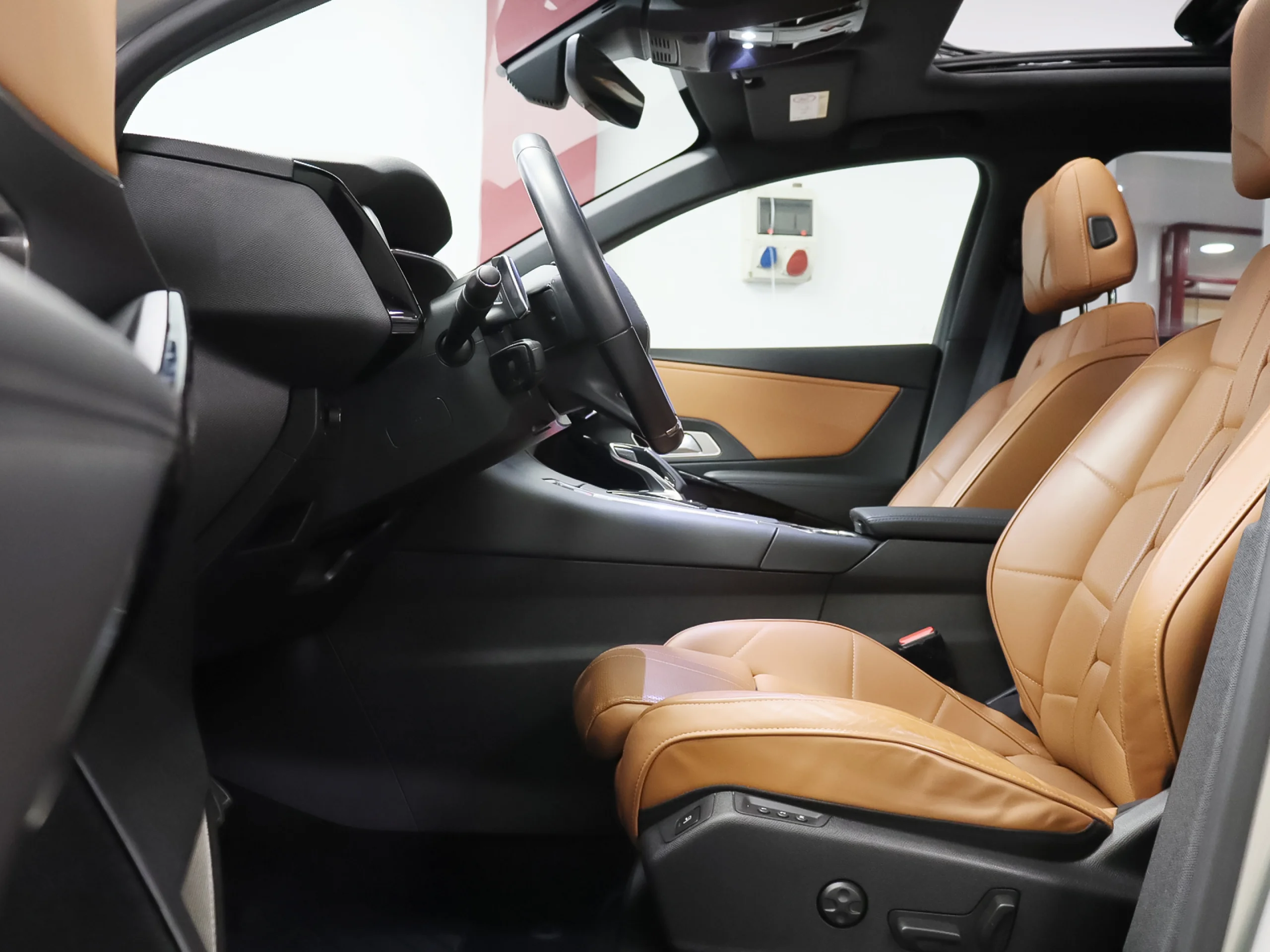 DS DS7 Crossback E-Tense 300 Grand Chic 4WD Auto 221 kW (300 CV) - Foto 5