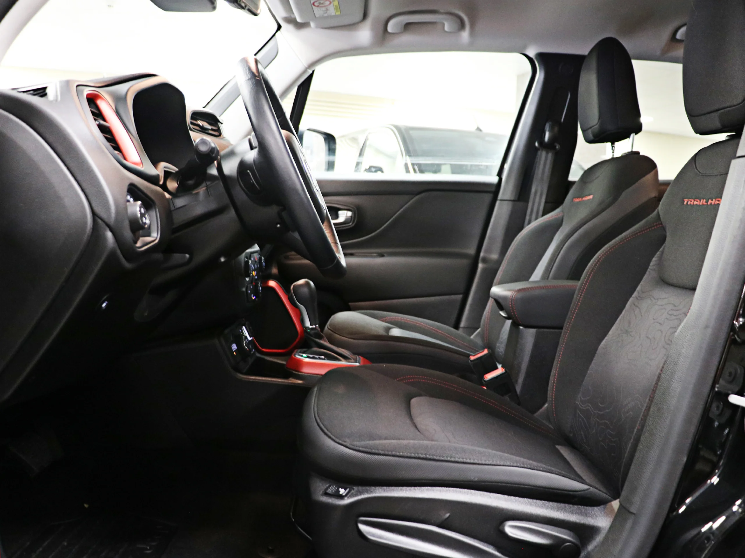 Jeep Renegade 1.3 PHEV Trailhawk AWD AT 177 kW (240 CV) - Foto 7