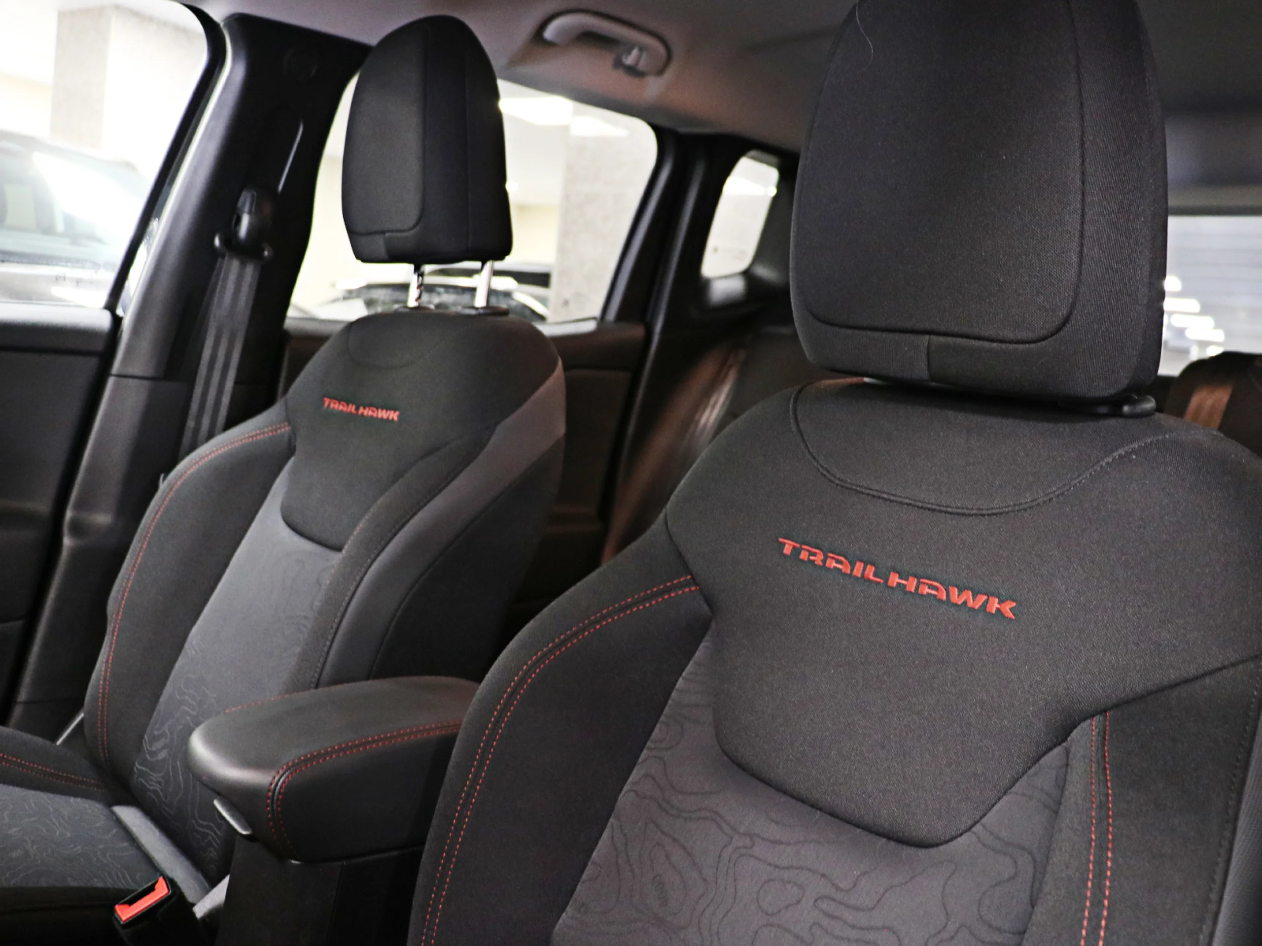 Jeep Renegade 1.3 PHEV Trailhawk AWD AT 177 kW (240 CV) - Foto 8