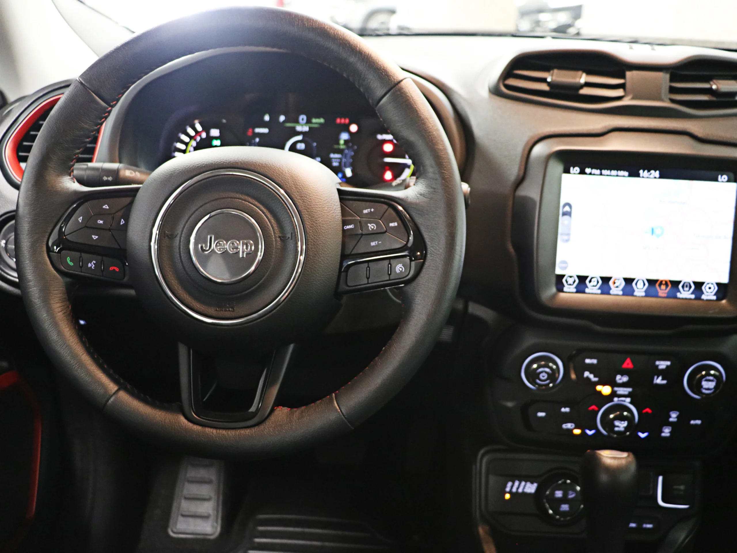Jeep Renegade 1.3 PHEV Trailhawk AWD AT 177 kW (240 CV) - Foto 10