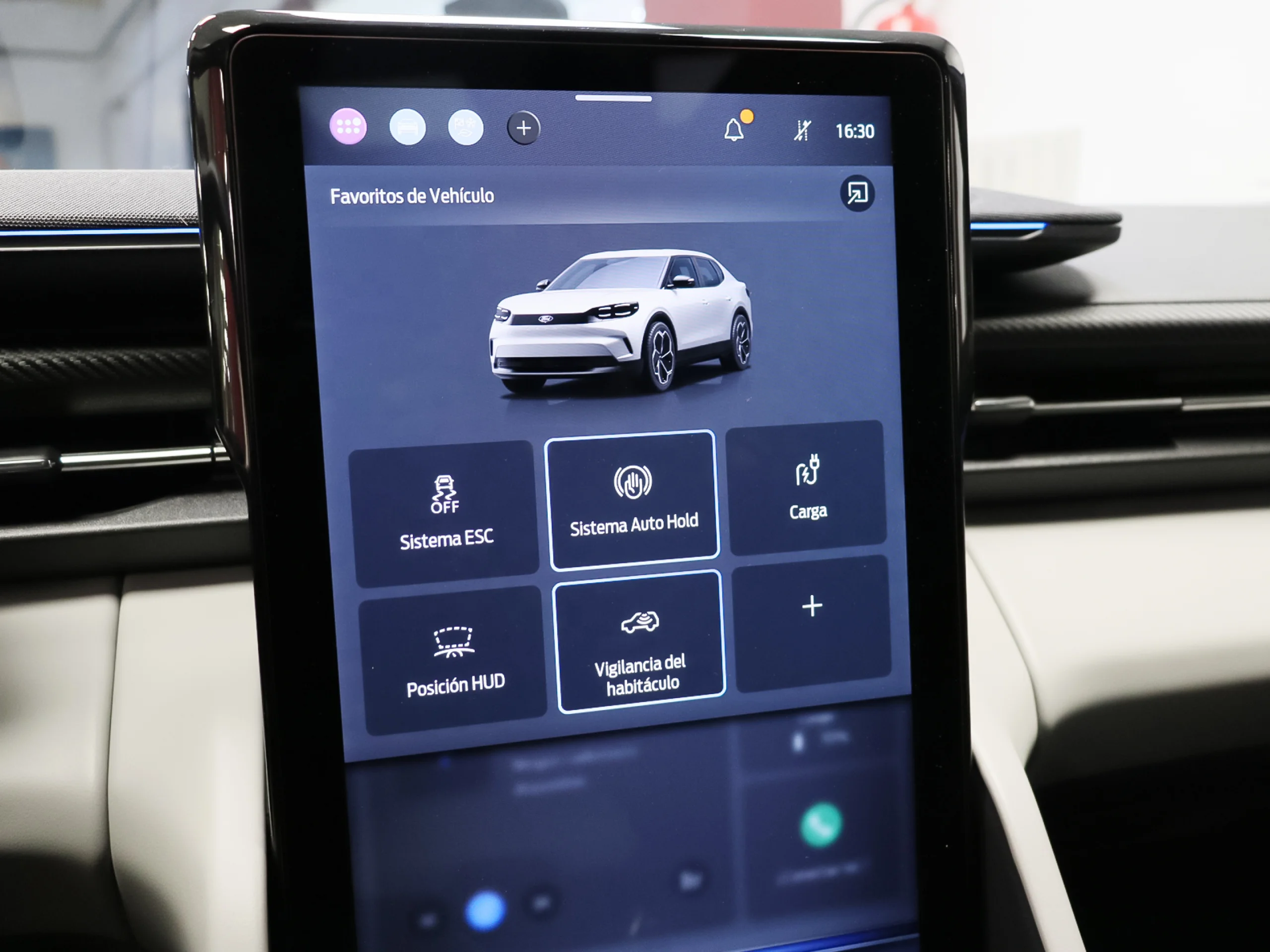 Ford Capri CX740L Premium R. Ext. AWD 77kWh 250 kW (340 CV) - Foto 23