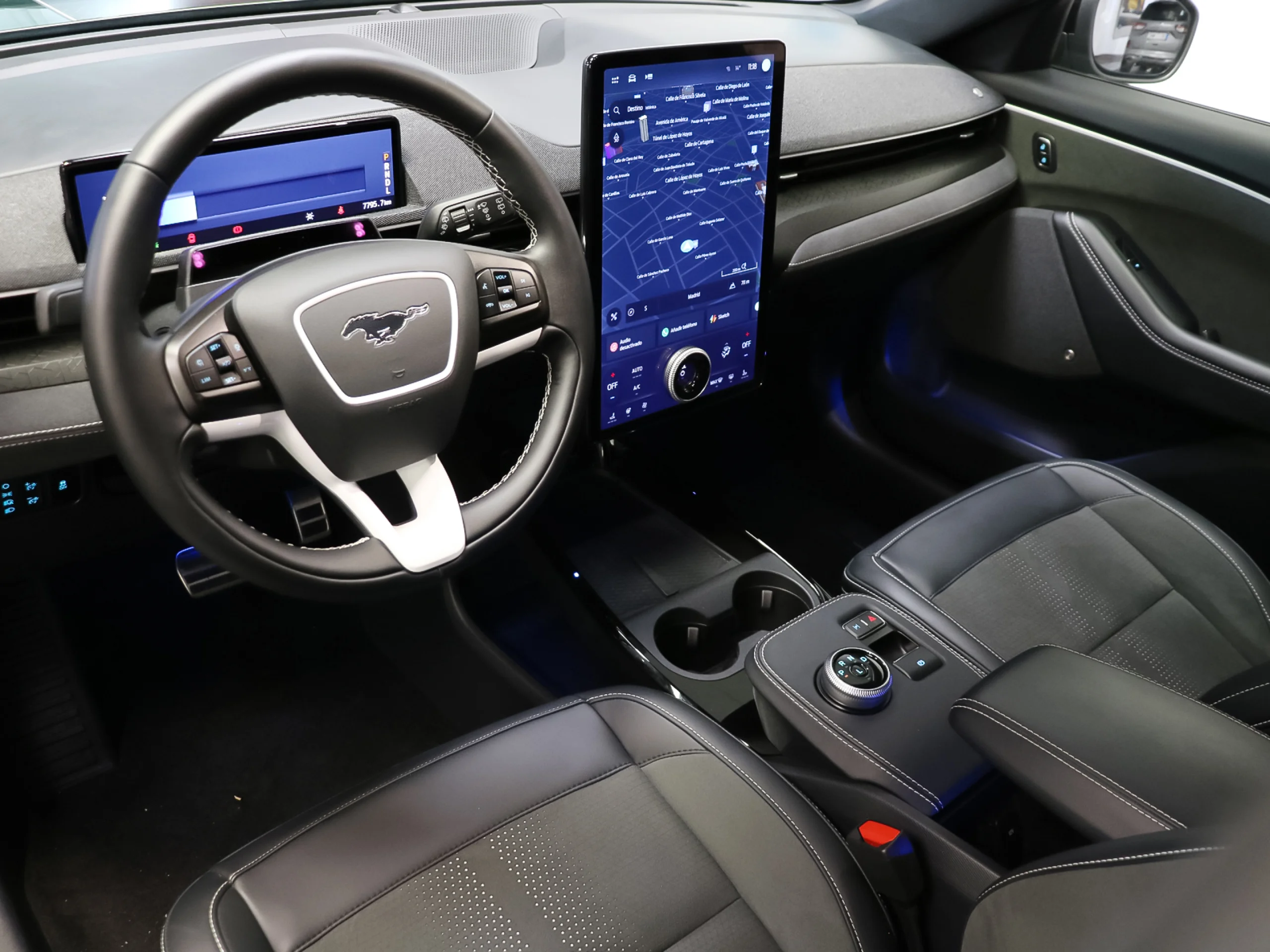 Ford Mustang Mach-E GT AWD Rango Extendido 358 kW (487 CV) - Foto 3