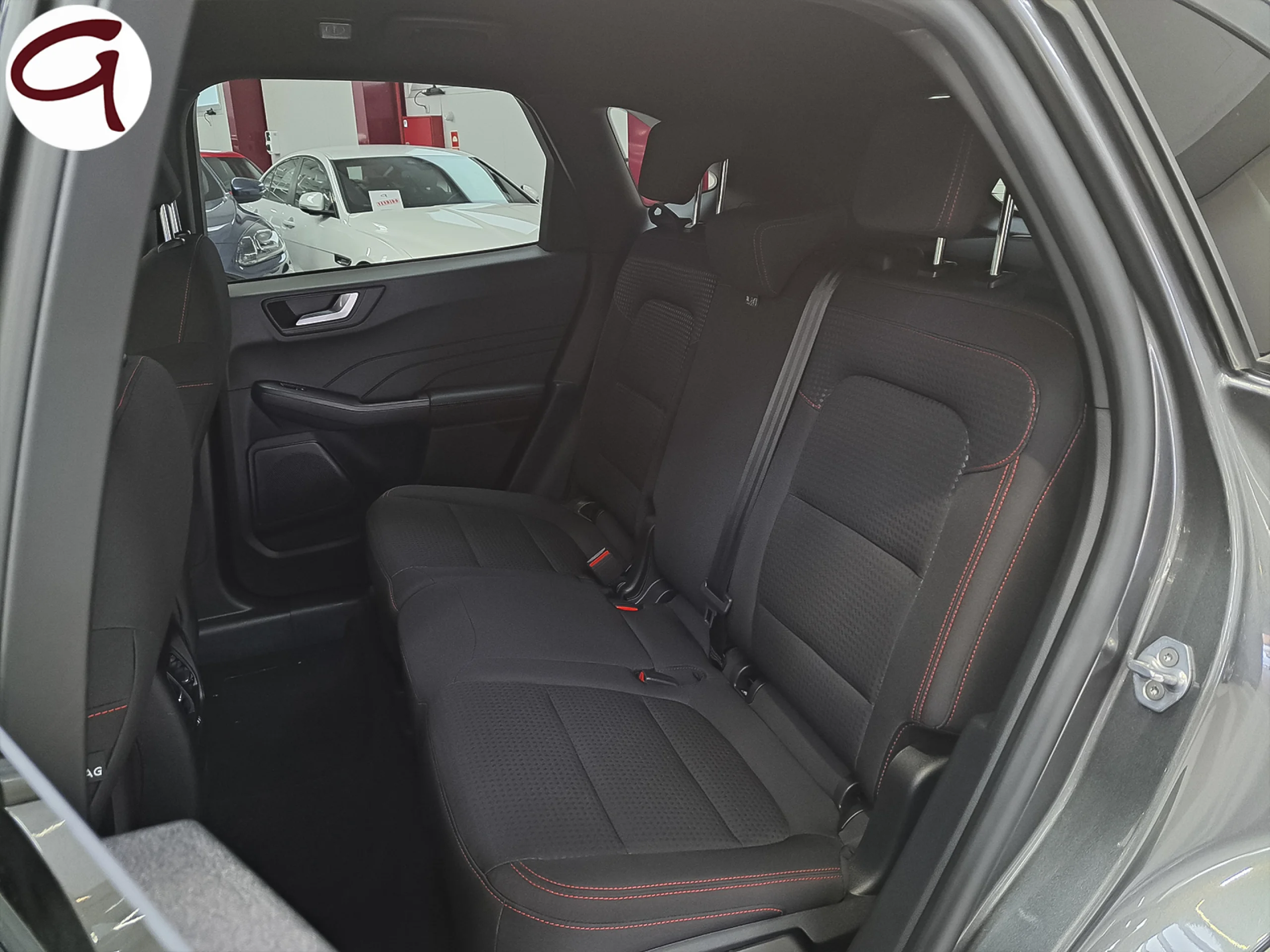 Ford Kuga 2.5 Duratec PHEV ST-Line Auto 165 kW (225 CV) - Foto 6