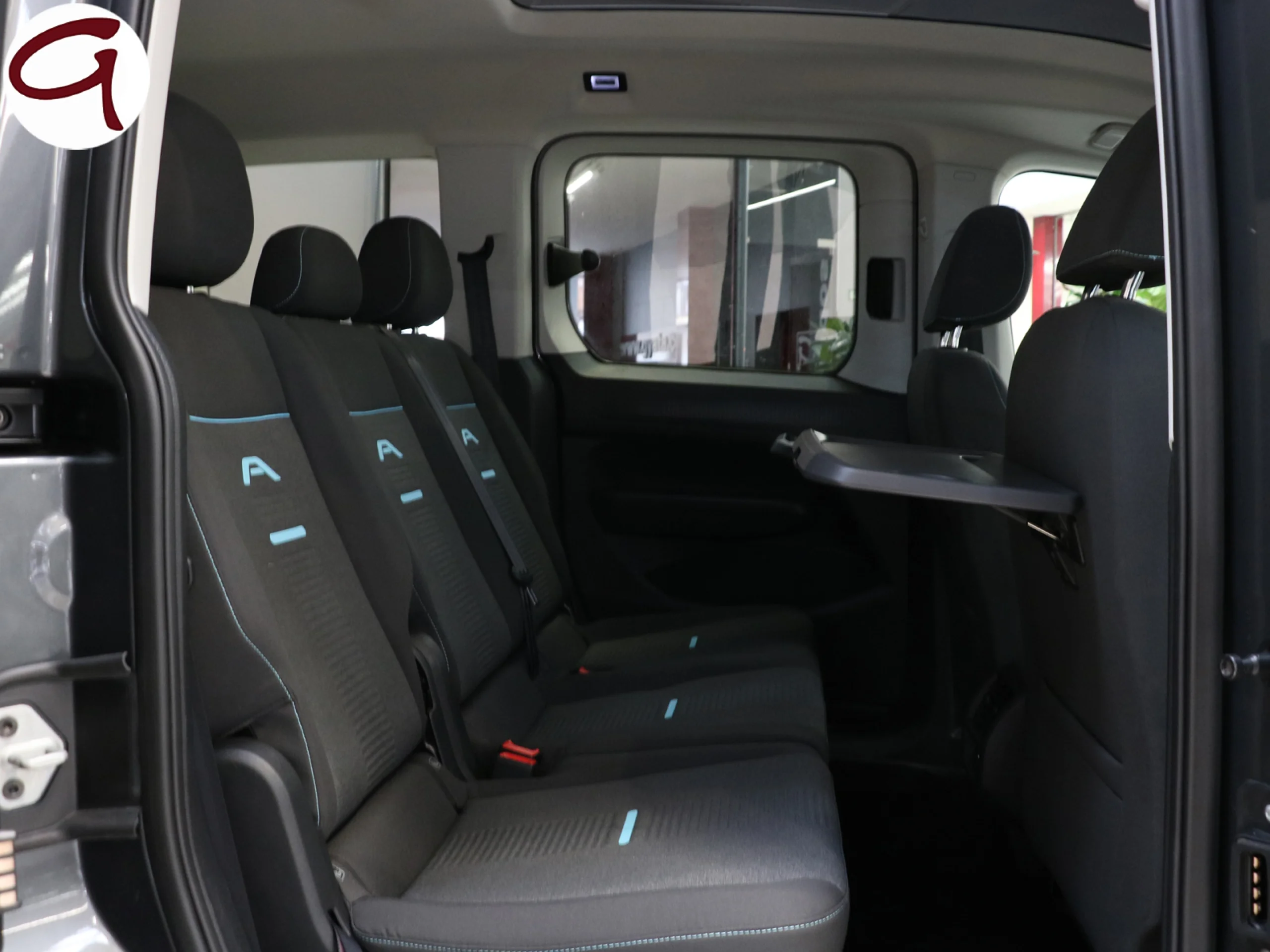 Ford Tourneo Connect 2.0 Ecoblue Active 75 kW (102 CV) - Foto 8