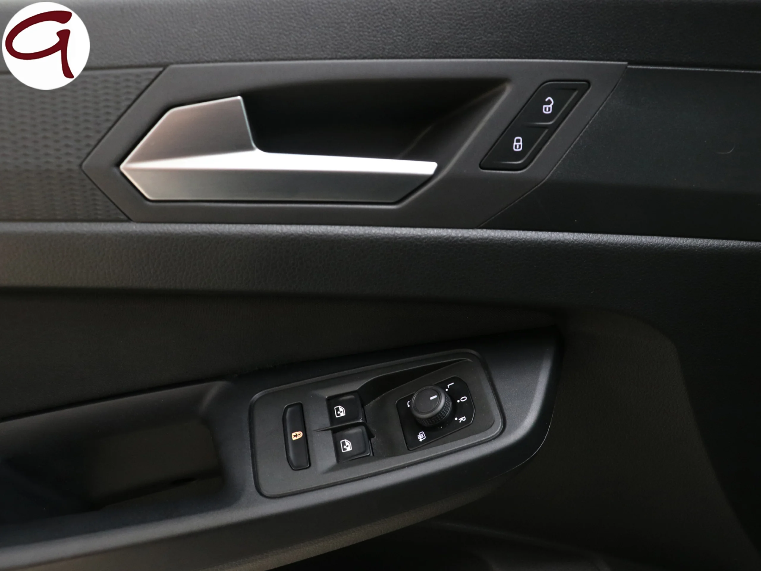 Ford Tourneo Connect 2.0 Ecoblue Active 75 kW (102 CV) - Foto 33