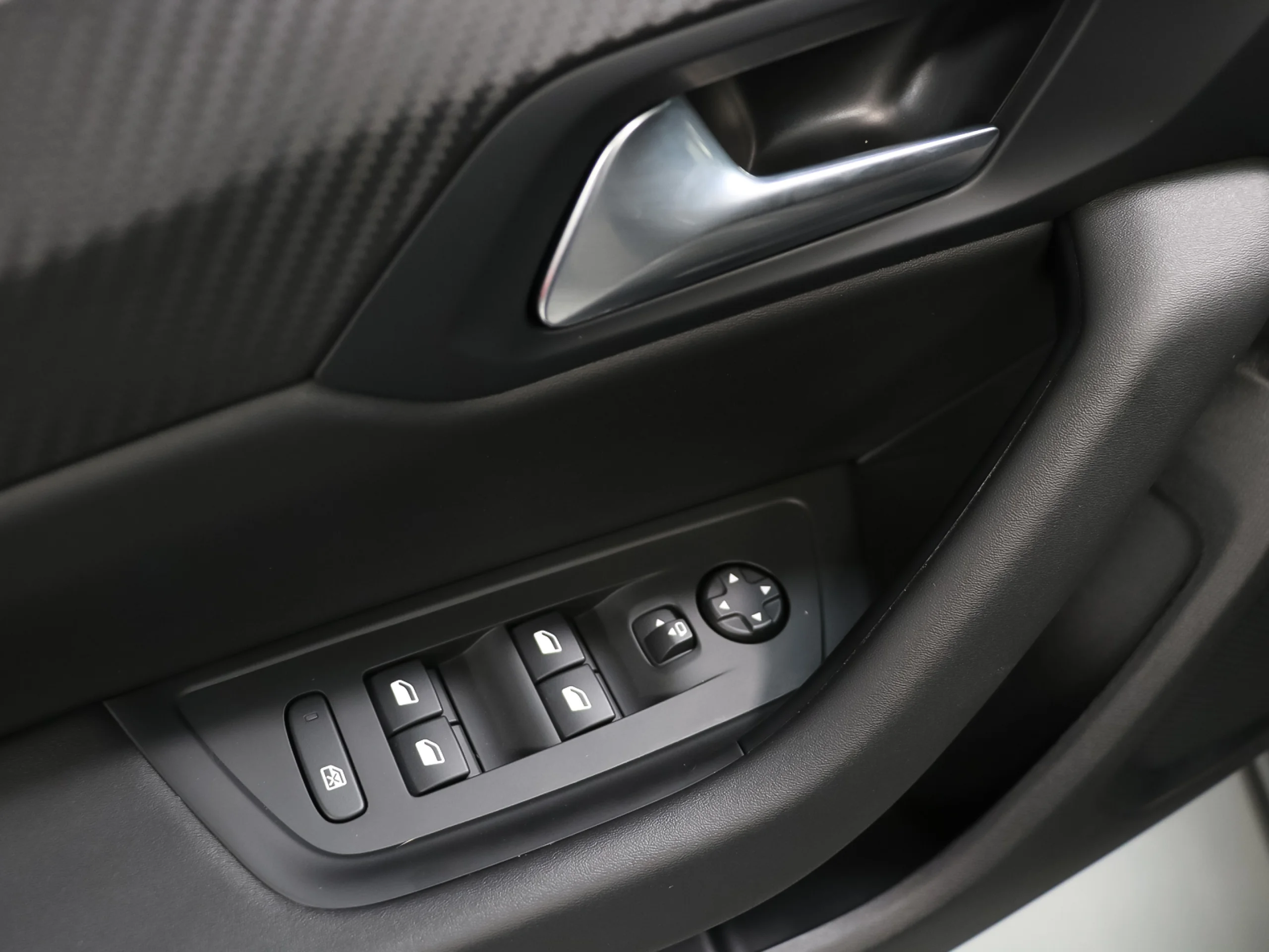 Peugeot 508 PureTech 130 S&S Allure EAT8 96 kW (130 CV) - Foto 32