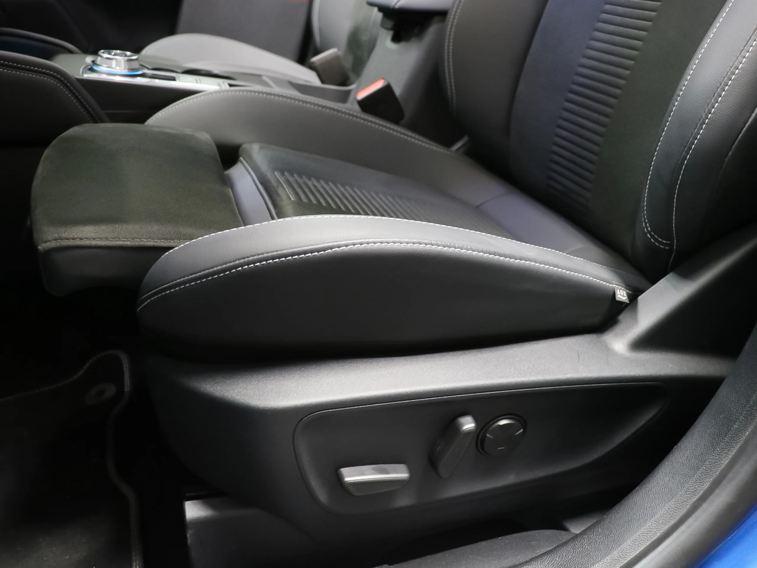 Ford Kuga 2.5 Duratec PHEV Active X 178 kW (243 CV) - Foto 5