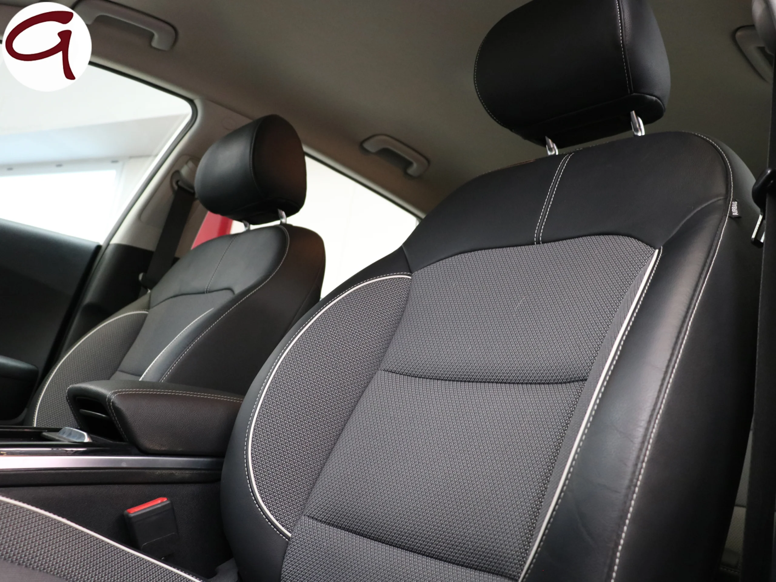 Kia E-Niro Concept 100 kW (136 CV) - Foto 9