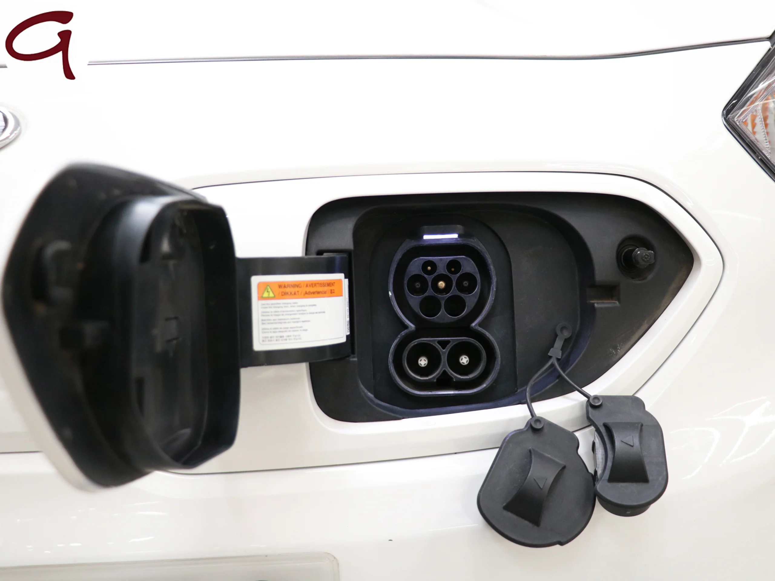 Kia E-Niro Concept 100 kW (136 CV) - Foto 38