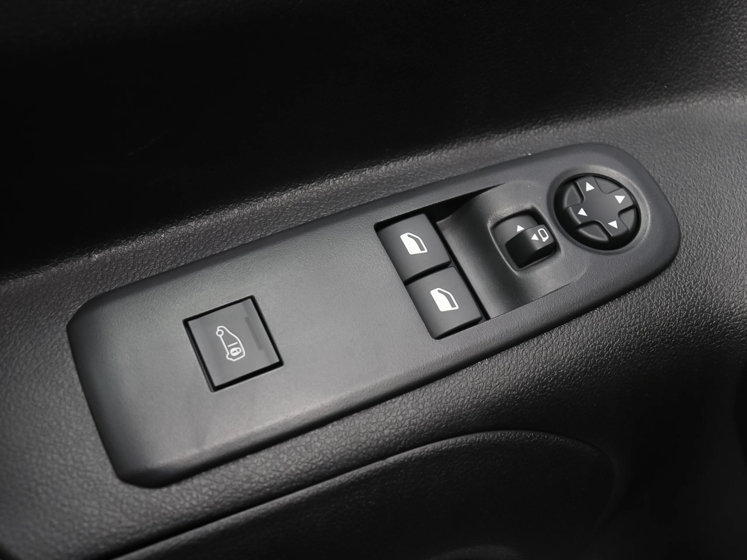 Fiat E-Doblò Furgón Maxi 50kWh L2H1 100 kW (136 CV) - Foto 10