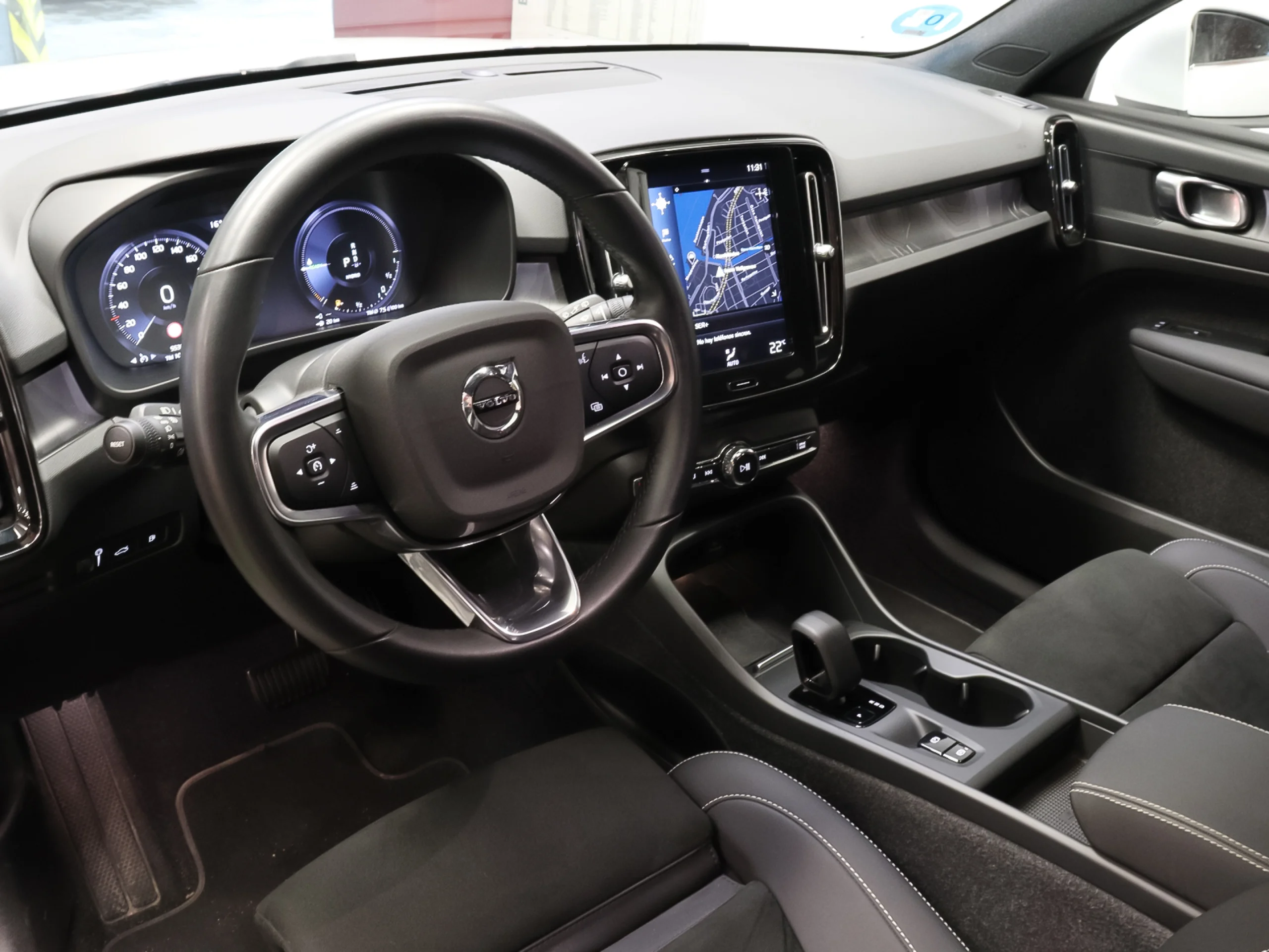 Volvo XC40 T4 PHEV Recharge Core Auto 155 kW (211 CV) - Foto 4