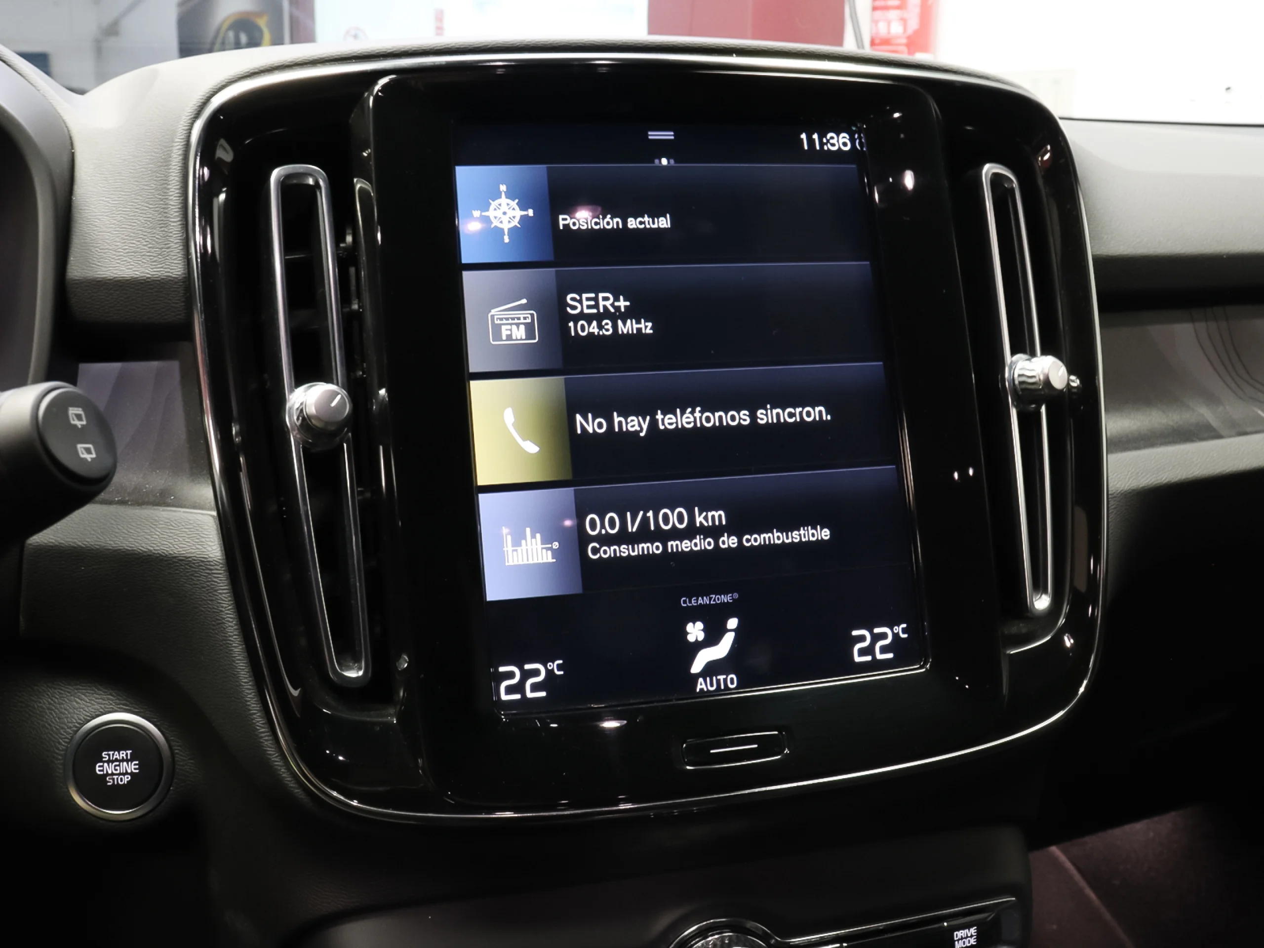 Volvo XC40 T4 PHEV Recharge Core Auto 155 kW (211 CV) - Foto 18