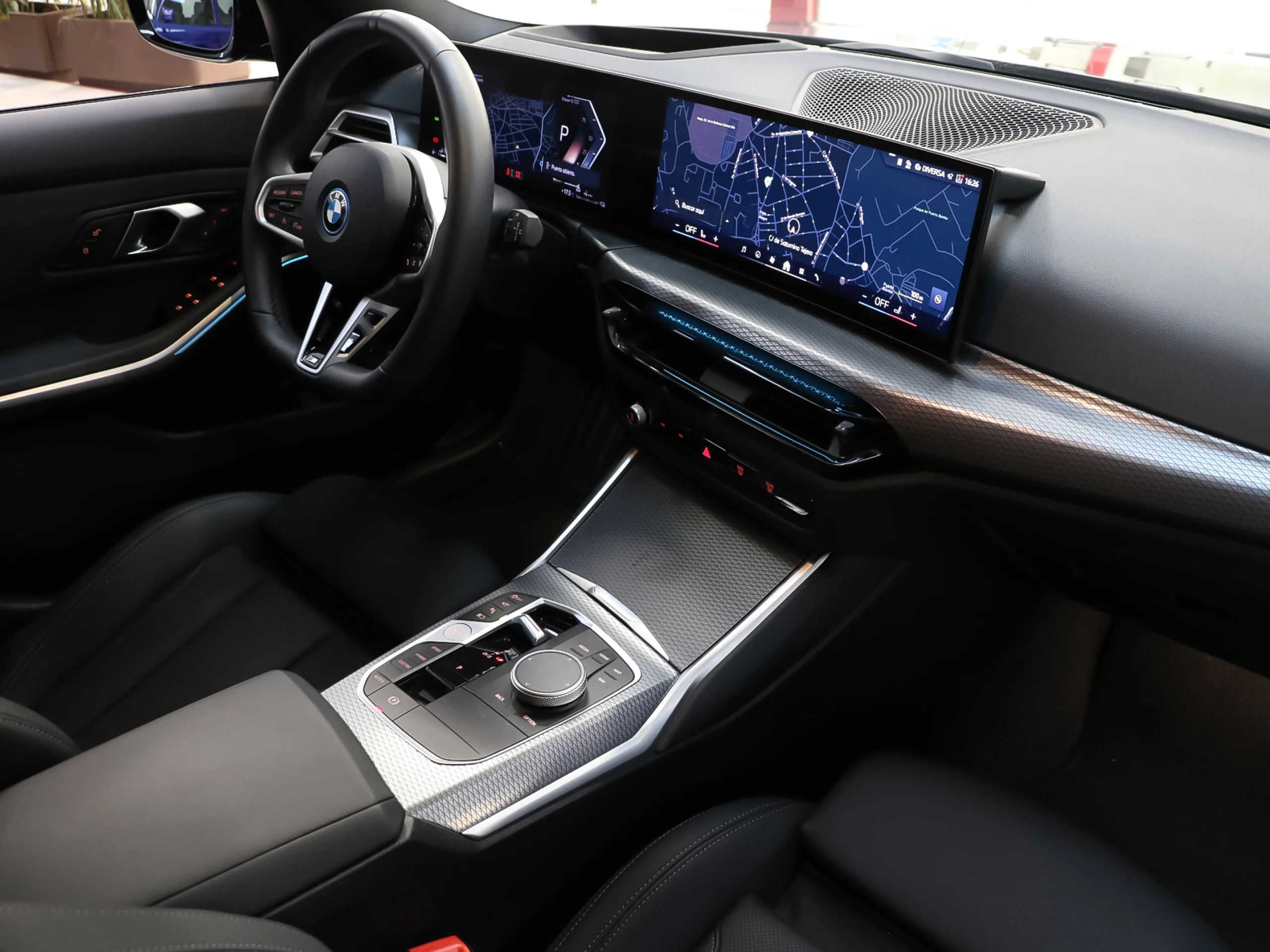 BMW Serie 3 330e xDrive Touring 215 kW (292 CV) - Foto 5