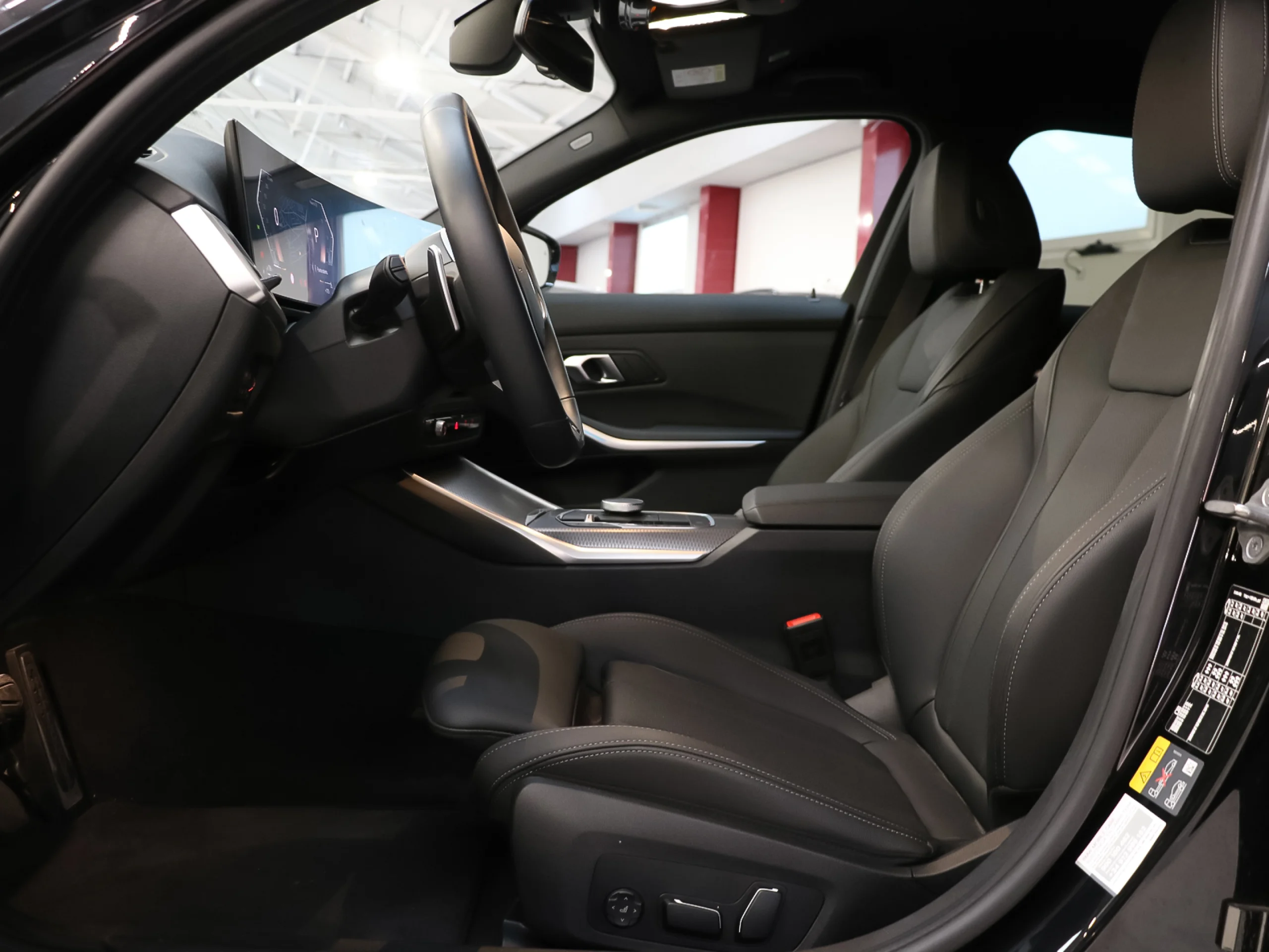 BMW Serie 3 330e xDrive Touring 215 kW (292 CV) - Foto 8