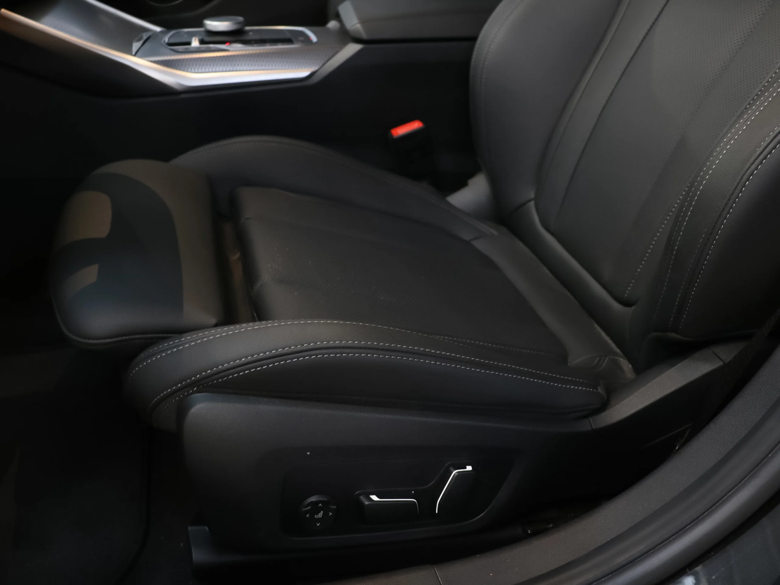 BMW Serie 3 330e xDrive Touring 215 kW (292 CV) - Foto 9