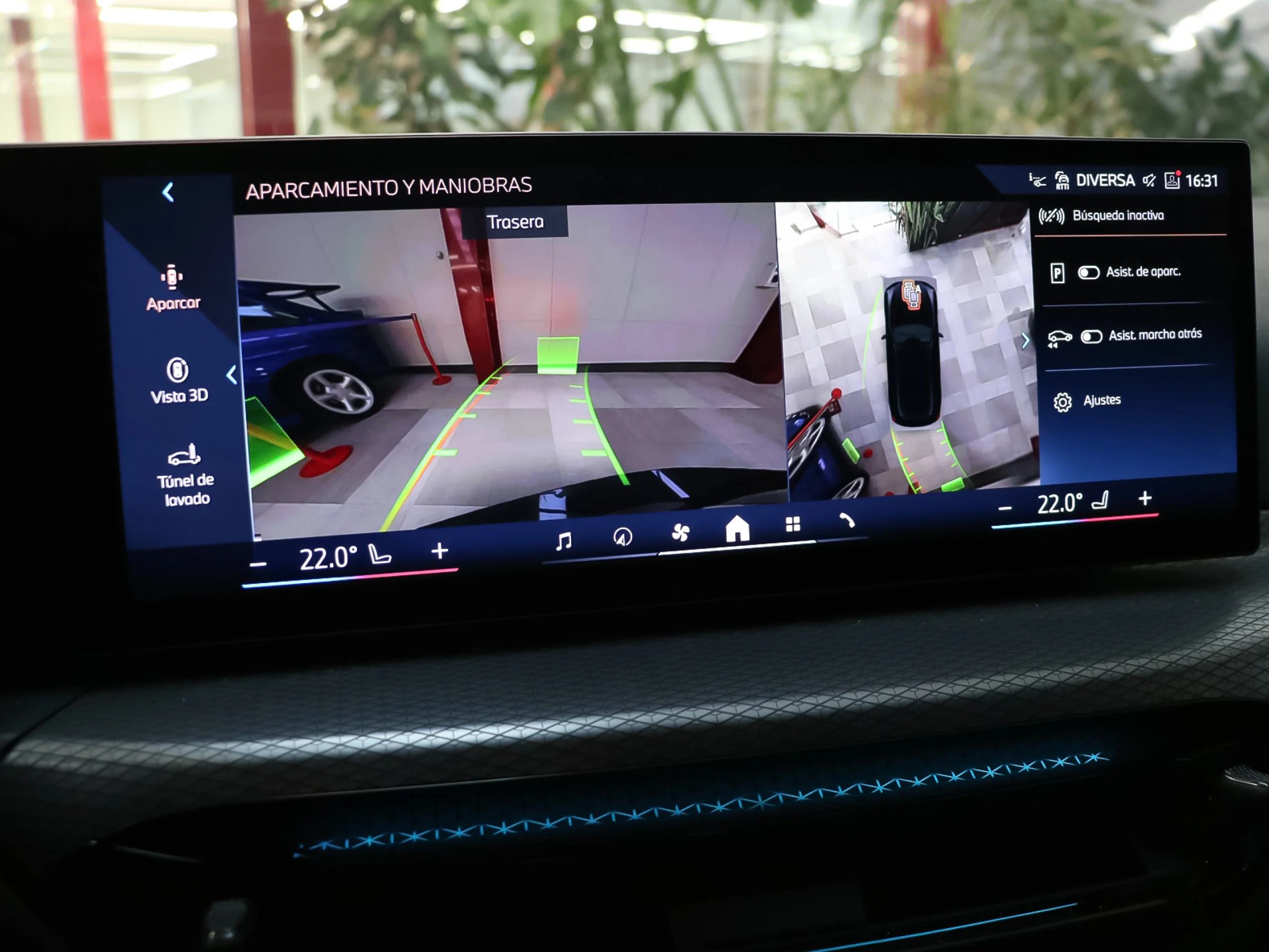 BMW Serie 3 330e xDrive Touring 215 kW (292 CV) - Foto 16