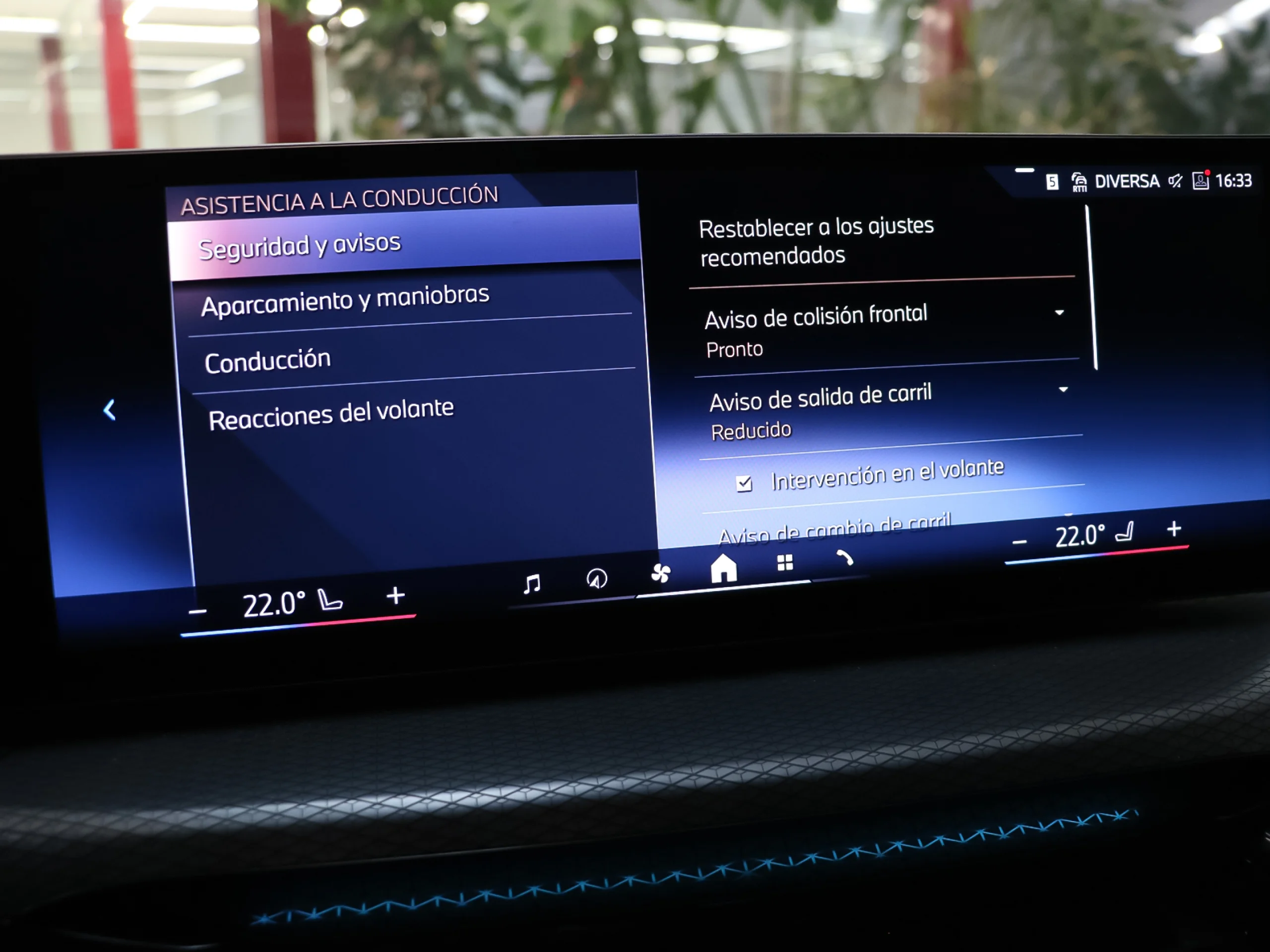 BMW Serie 3 330e xDrive Touring 215 kW (292 CV) - Foto 26