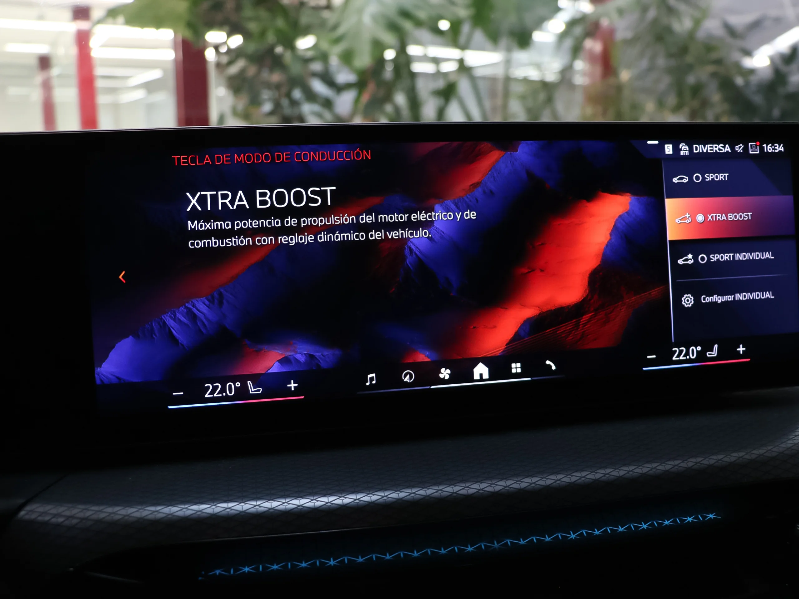 BMW Serie 3 330e xDrive Touring 215 kW (292 CV) - Foto 31