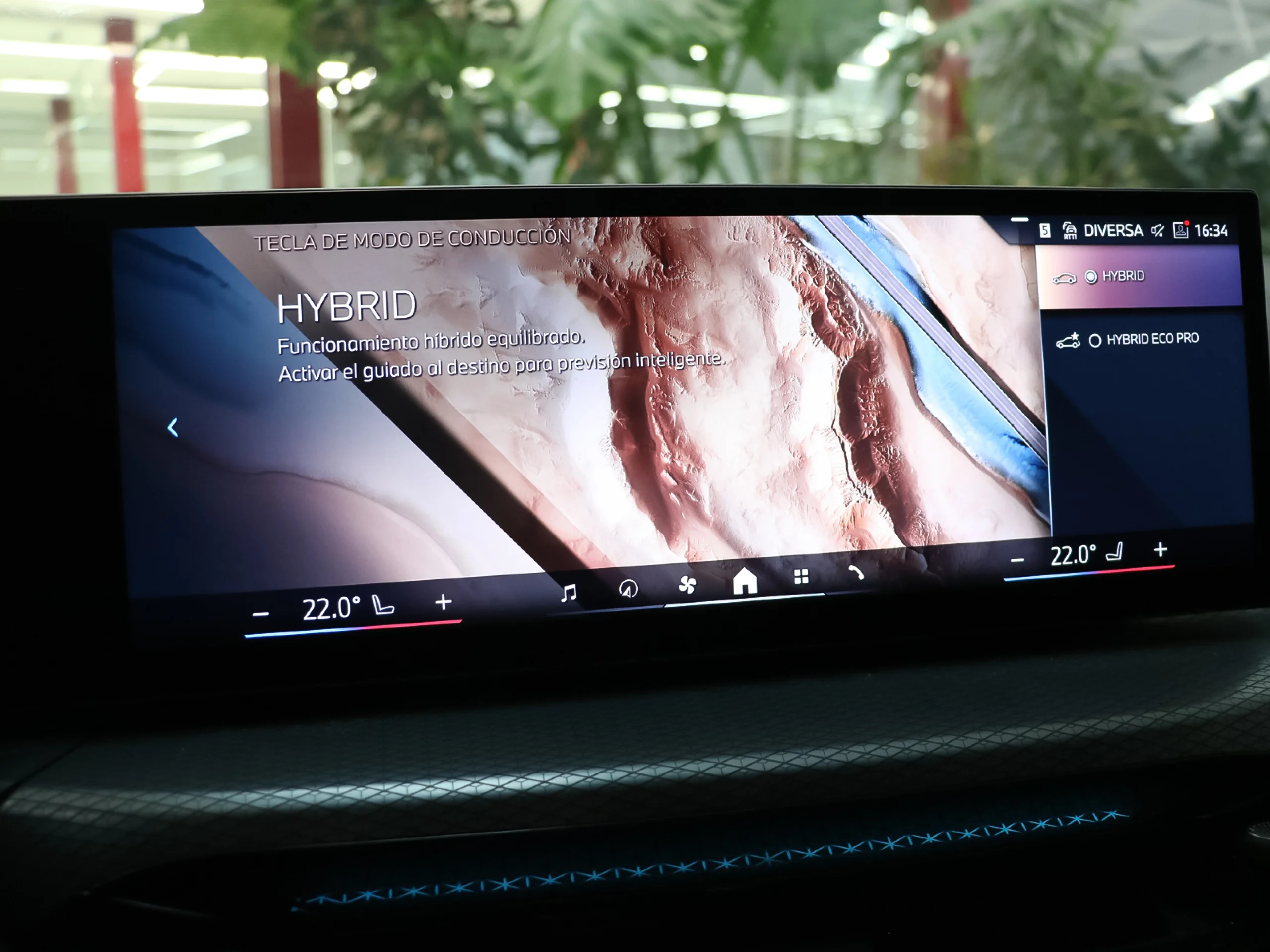 BMW Serie 3 330e xDrive Touring 215 kW (292 CV) - Foto 32