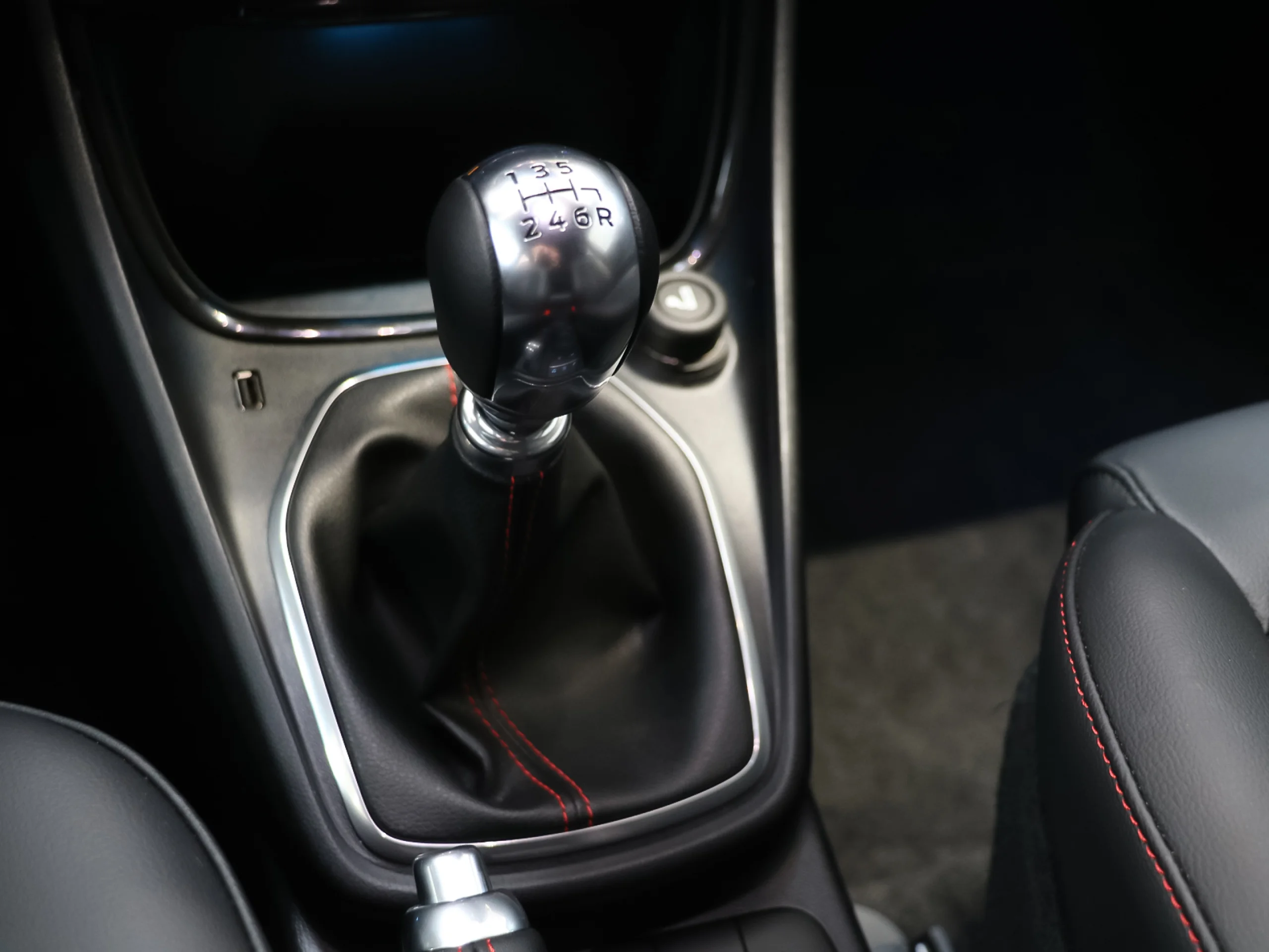 Ford Puma 1.0 EcoBoost MHEV ST-Line X 92 kW (125 CV) - Foto 30