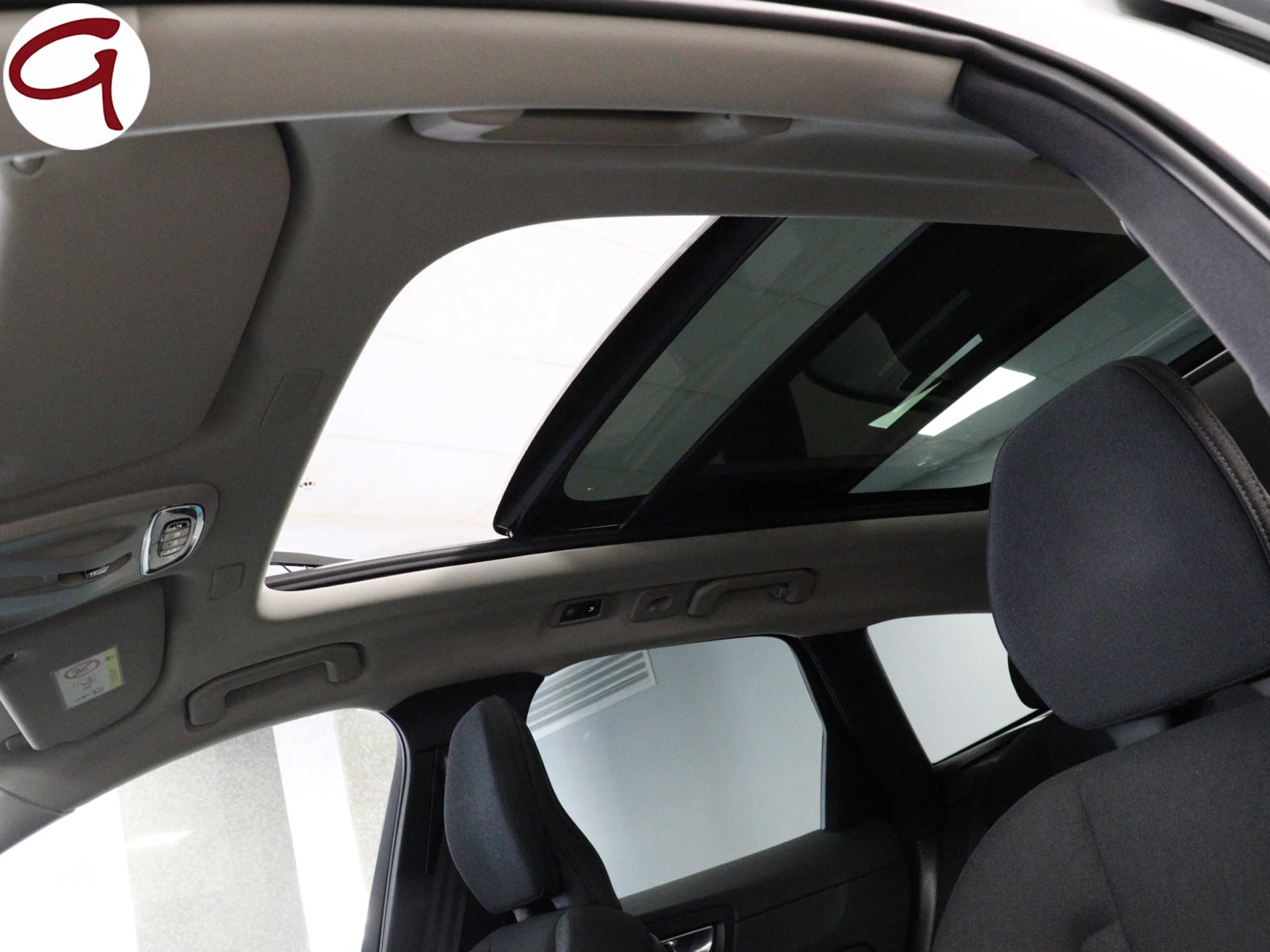 Volvo XC60 B4 D Momentum Pro Auto 145 kW (197 CV) - Foto 9