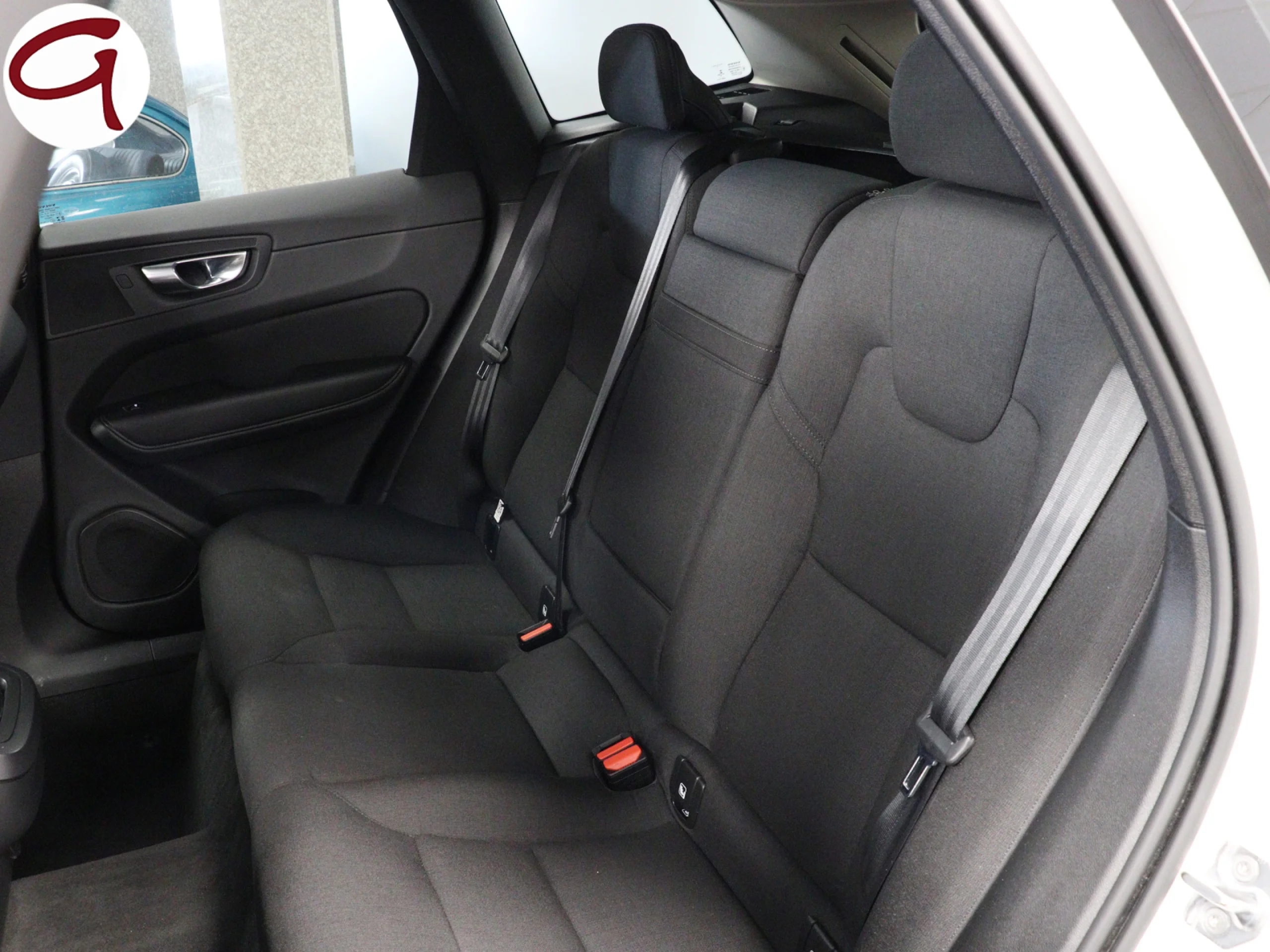 Volvo XC60 B4 D Momentum Pro Auto 145 kW (197 CV) - Foto 12