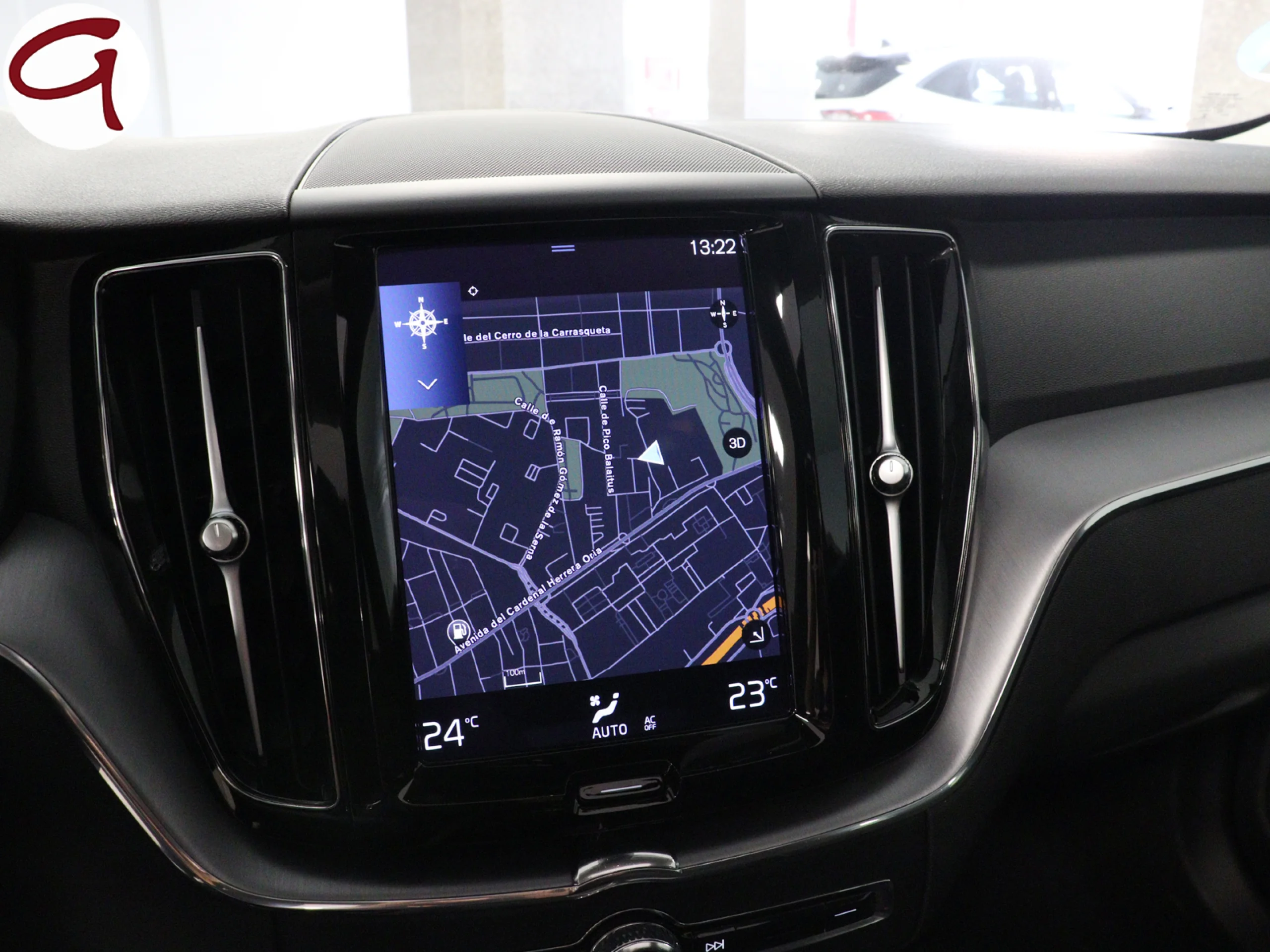 Volvo XC60 B4 D Momentum Pro Auto 145 kW (197 CV) - Foto 18