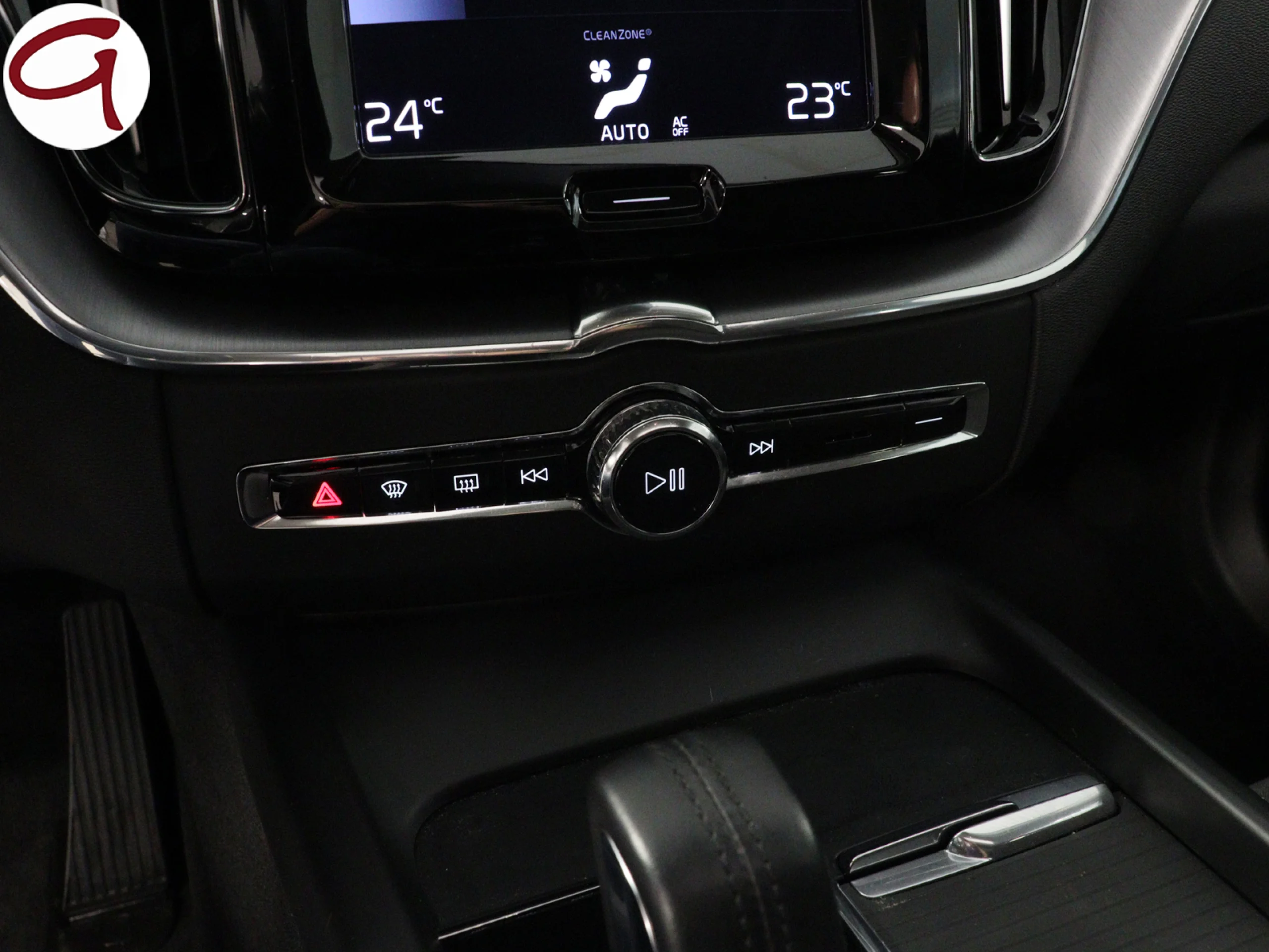 Volvo XC60 B4 D Momentum Pro Auto 145 kW (197 CV) - Foto 26