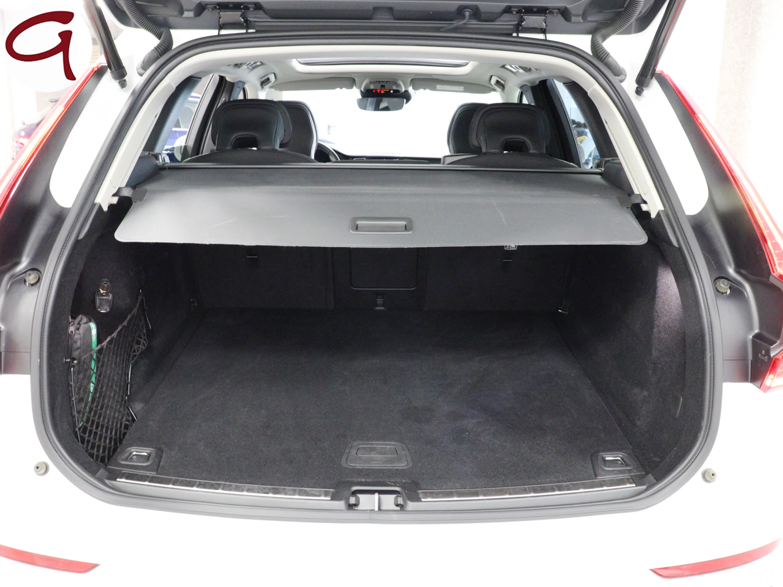 Volvo XC60 B4 D Momentum Pro Auto 145 kW (197 CV) - Foto 31