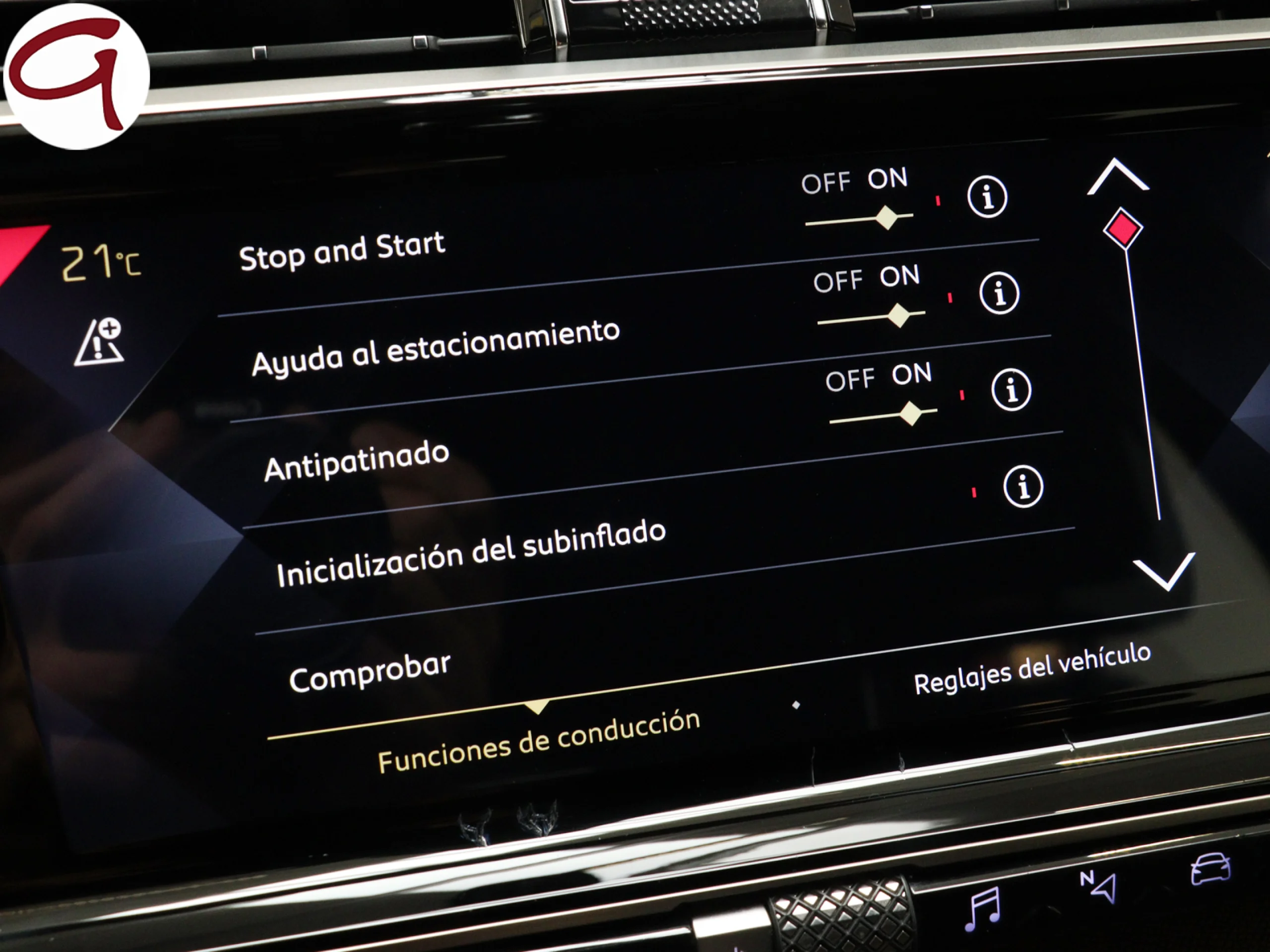 DS DS7 Crossback BlueHDi 130 Be Chic Auto 96 kW (130 CV) - Foto 18